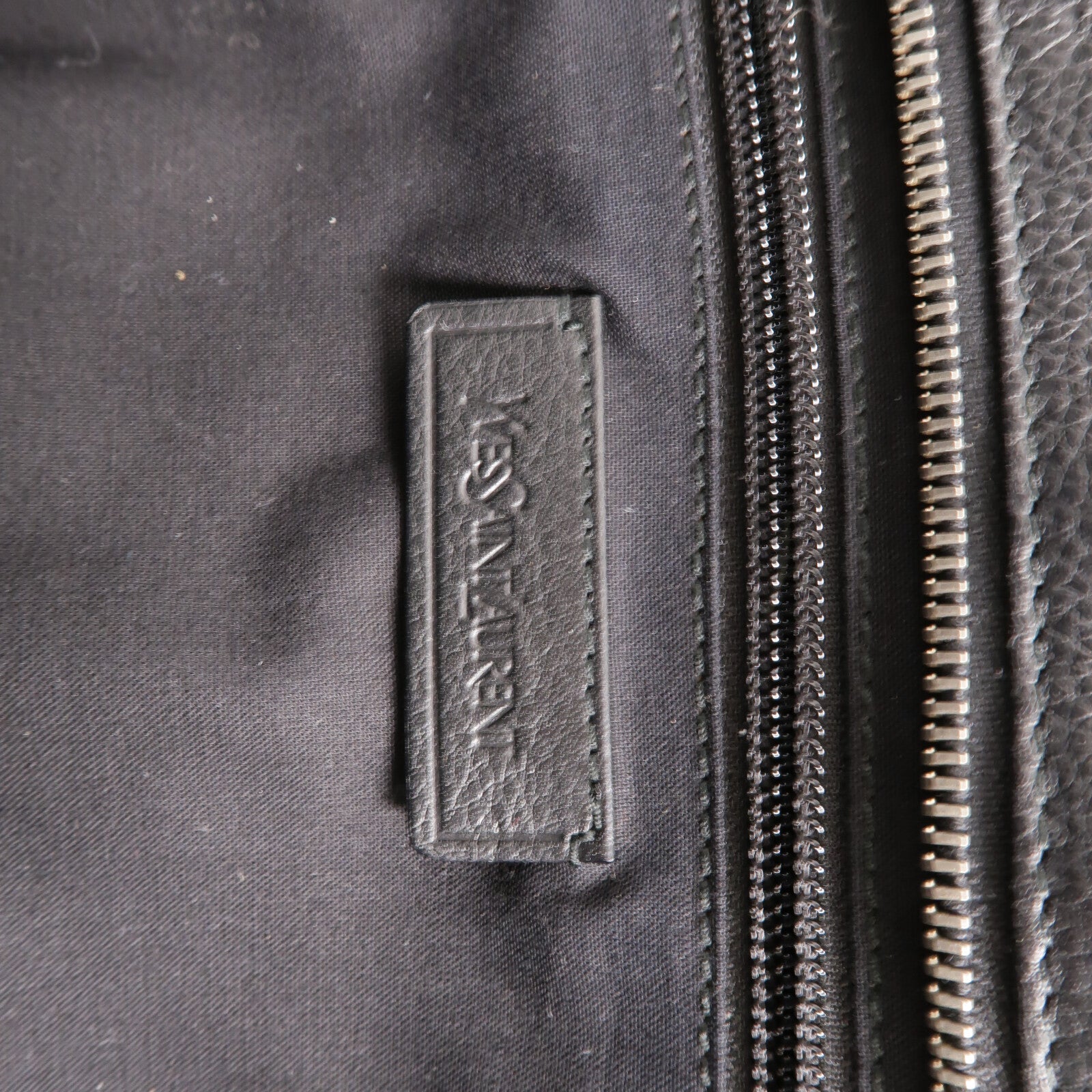 YVES SAINT LAURENT 牛皮皮革Cabas Chyc Weekender Boston Bag手挽袋