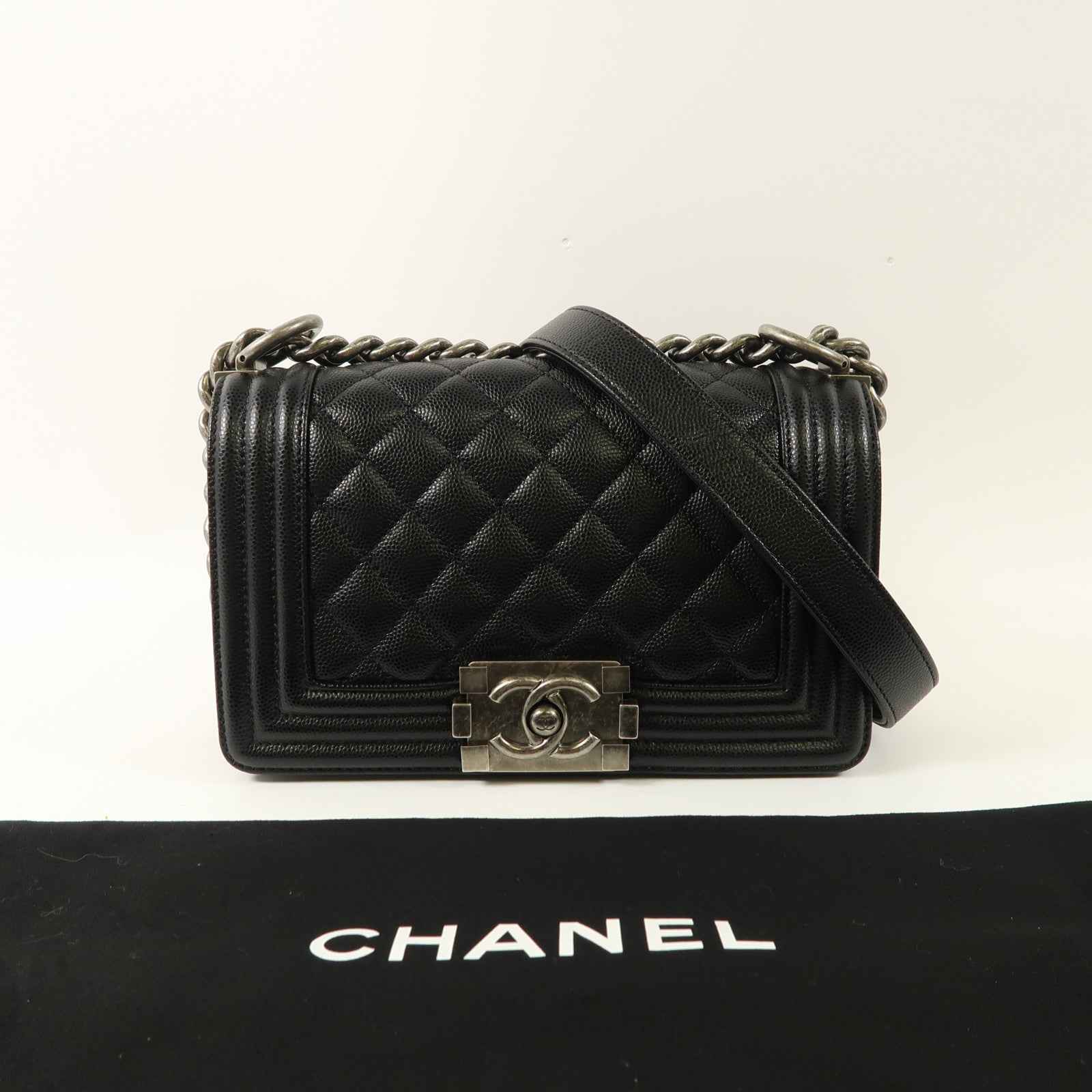 CHANEL 牛皮皮革Boy 20鏈帶肩背袋