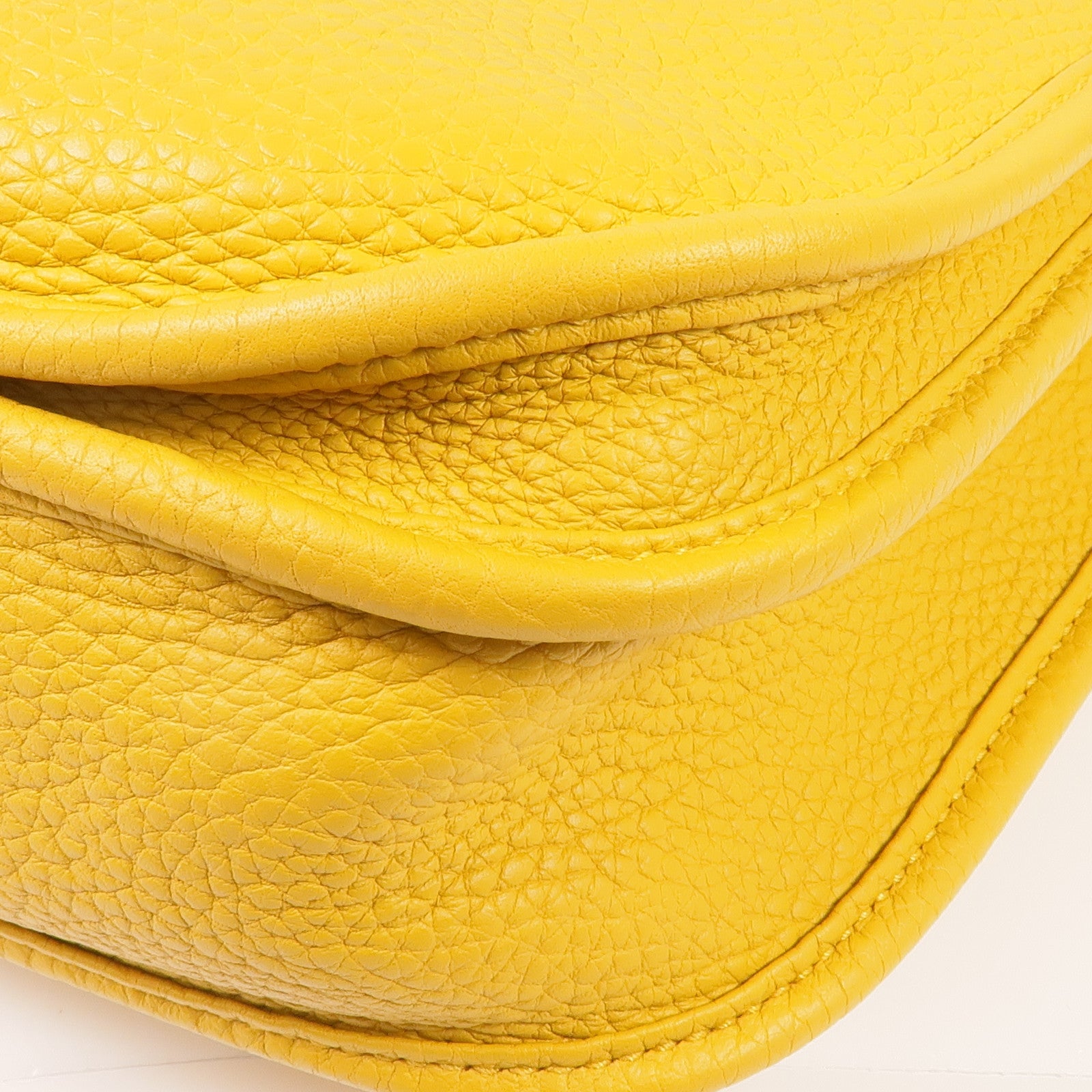 HERMES Clemence皮革Evelyne PM銀扣肩背袋Jaune Ambre