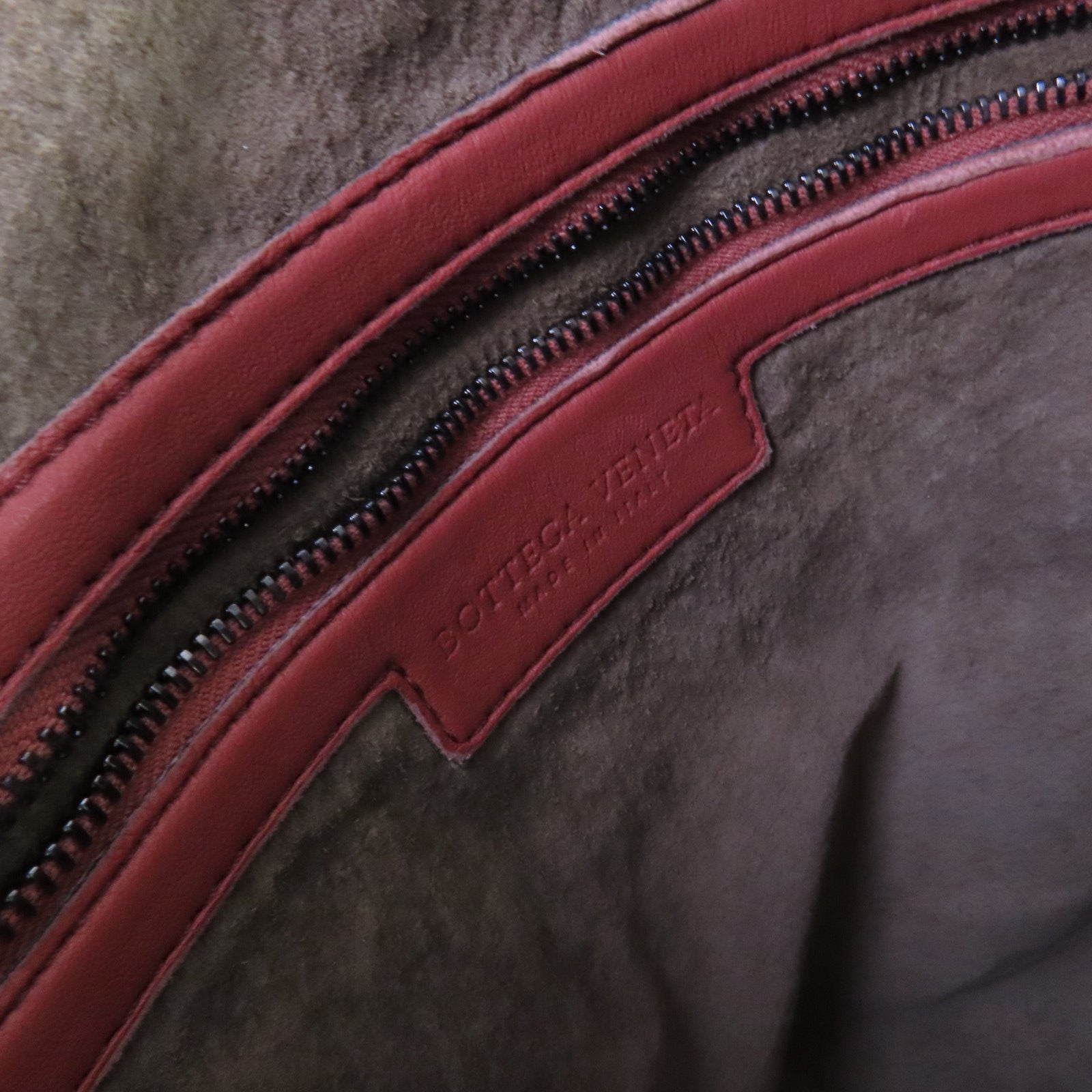 BOTTEGA VENETA 【激減優惠】織紋皮革Intrecciato Shoulder Bag肩背袋酒紅豆色