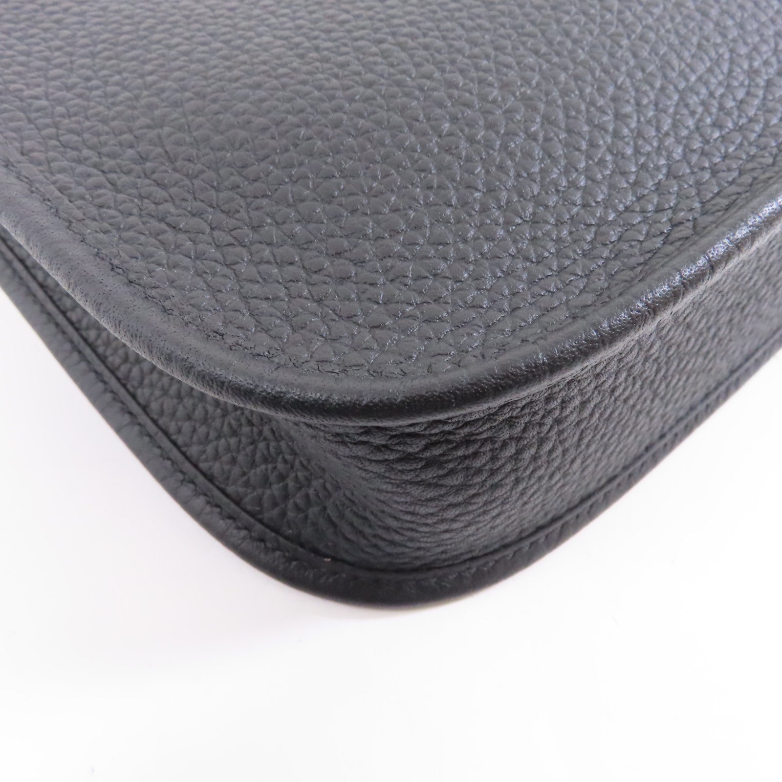 HERMES Clemence皮革Evelyne TPM金扣肩背袋Noir黑色