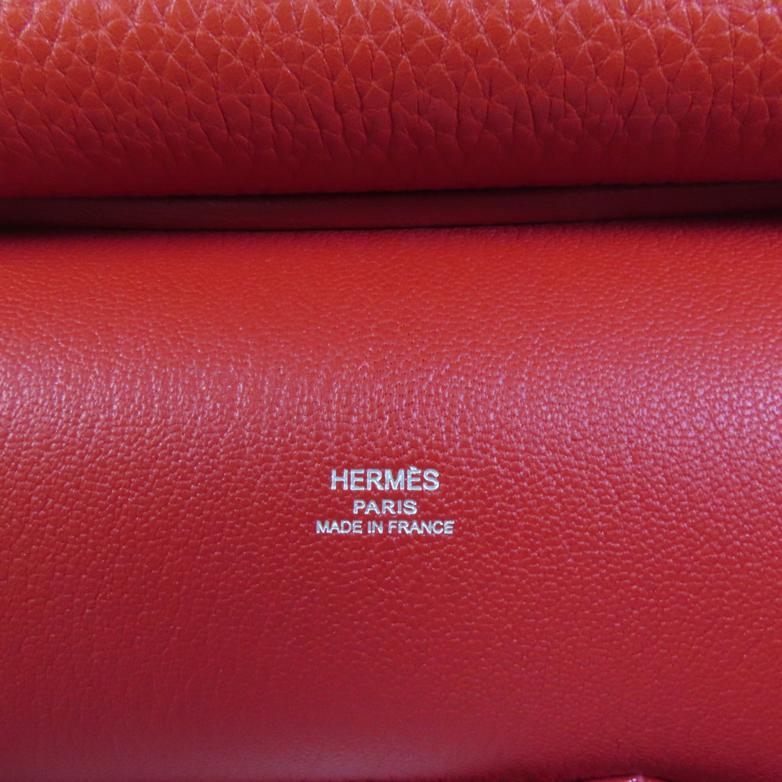 HERMES Clemence皮革Jypsiere 28肩背袋Rouge Casaque