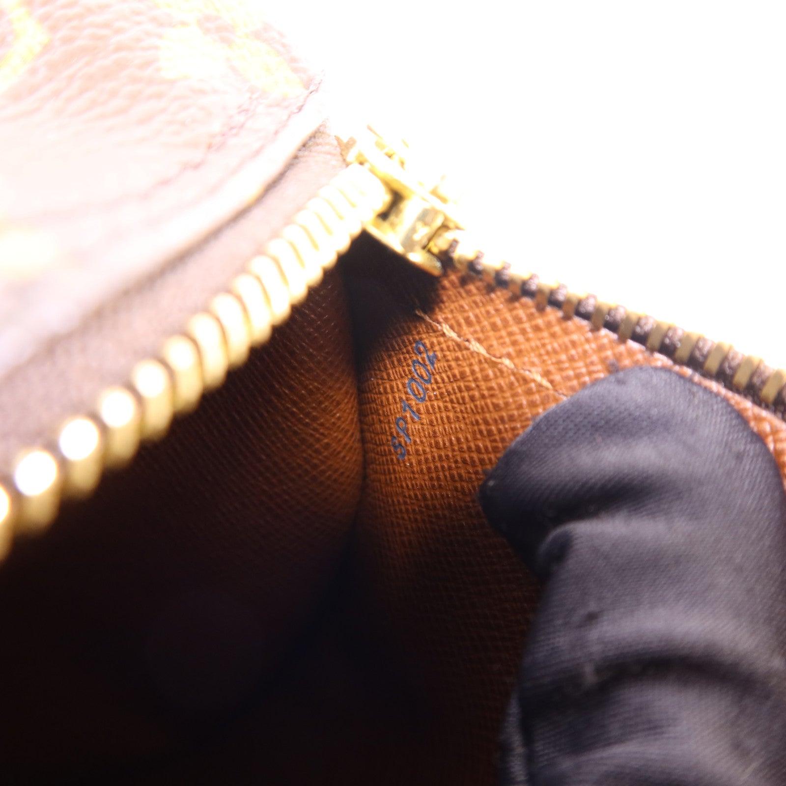 LOUIS VUITTON Monogram Papillon GM金扣手挽袋