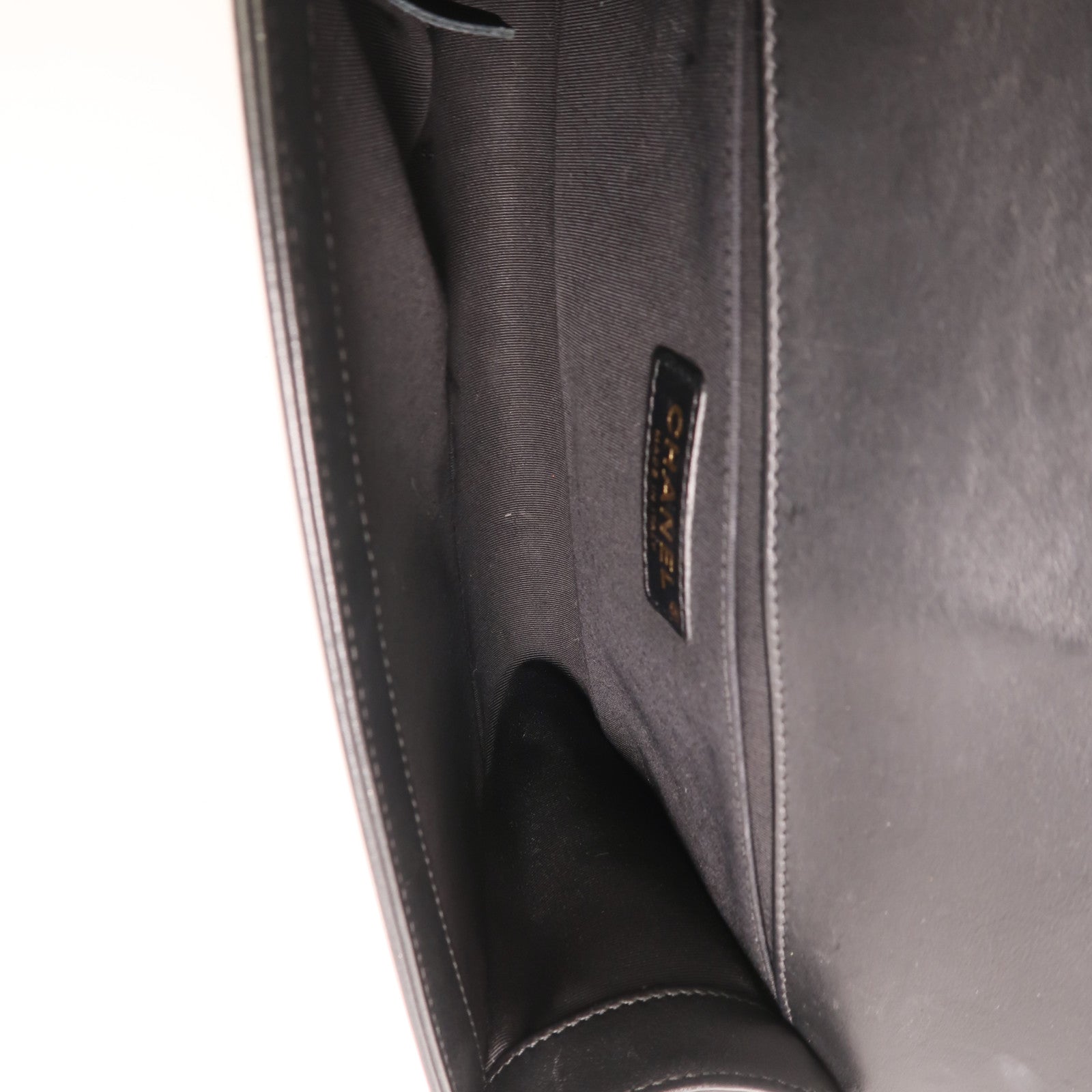 CHANEL 羊皮皮革Boy 25金扣鏈帶肩背袋