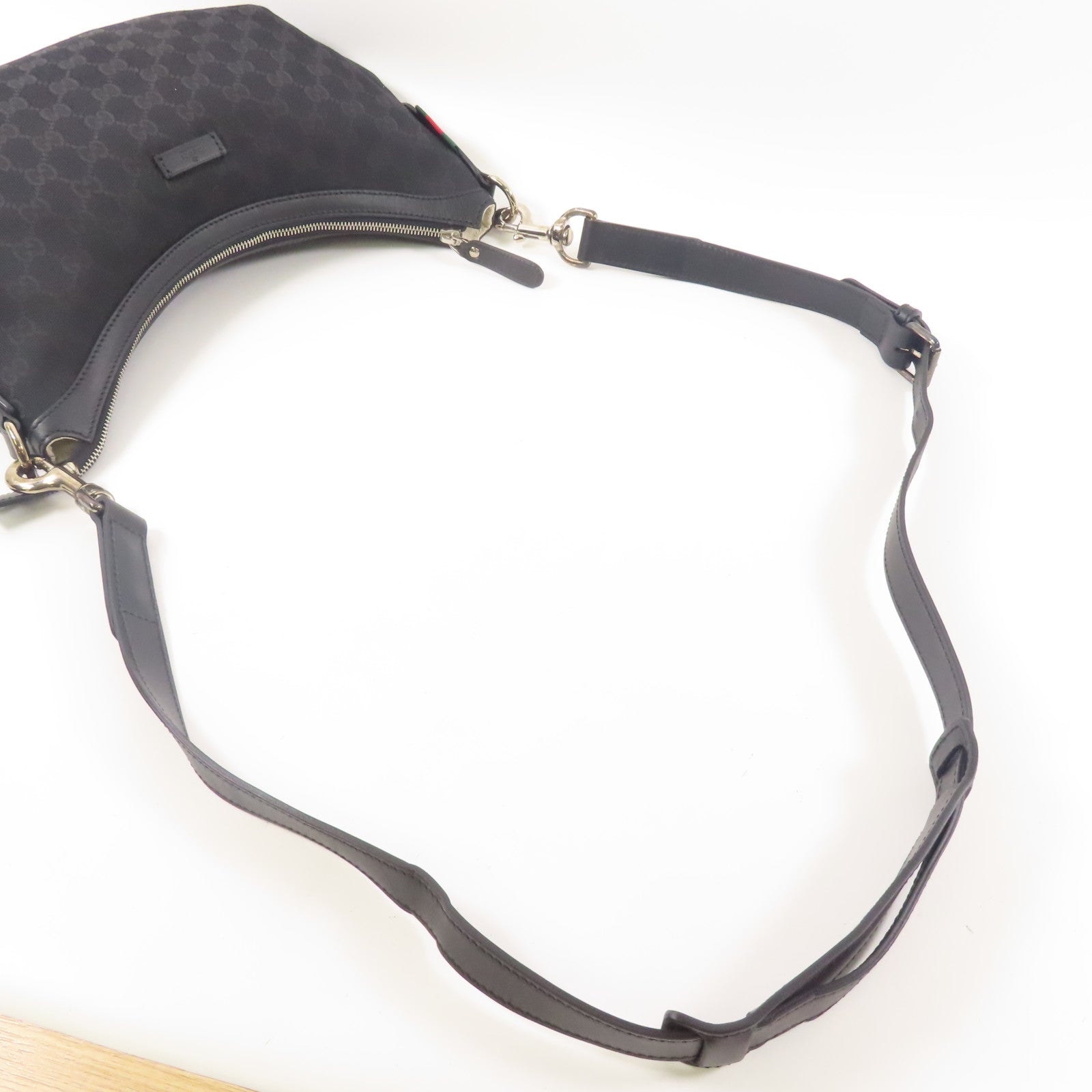 GUCCI 帆布Shoulder Bag銀扣肩背袋