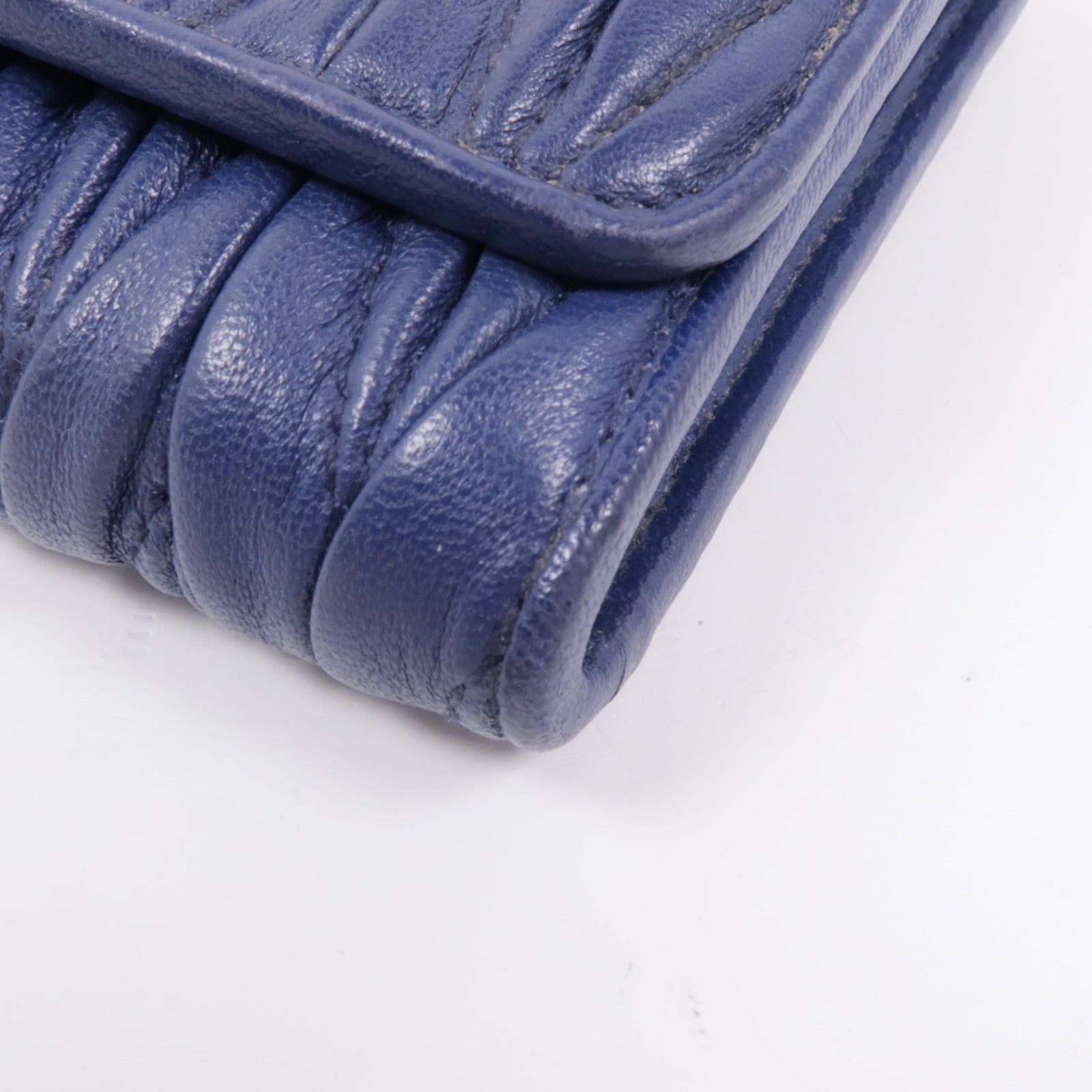 Miu Miu 牛皮皮革Matelasse Long Wallet金扣長錢包