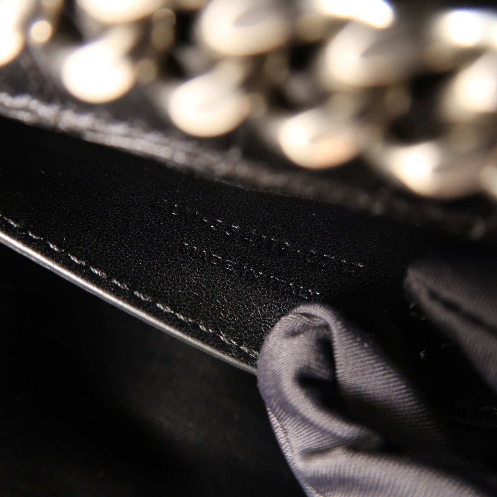 SAINT LAURENT 牛皮皮革Shoulder Bag銀扣鏈帶肩背袋