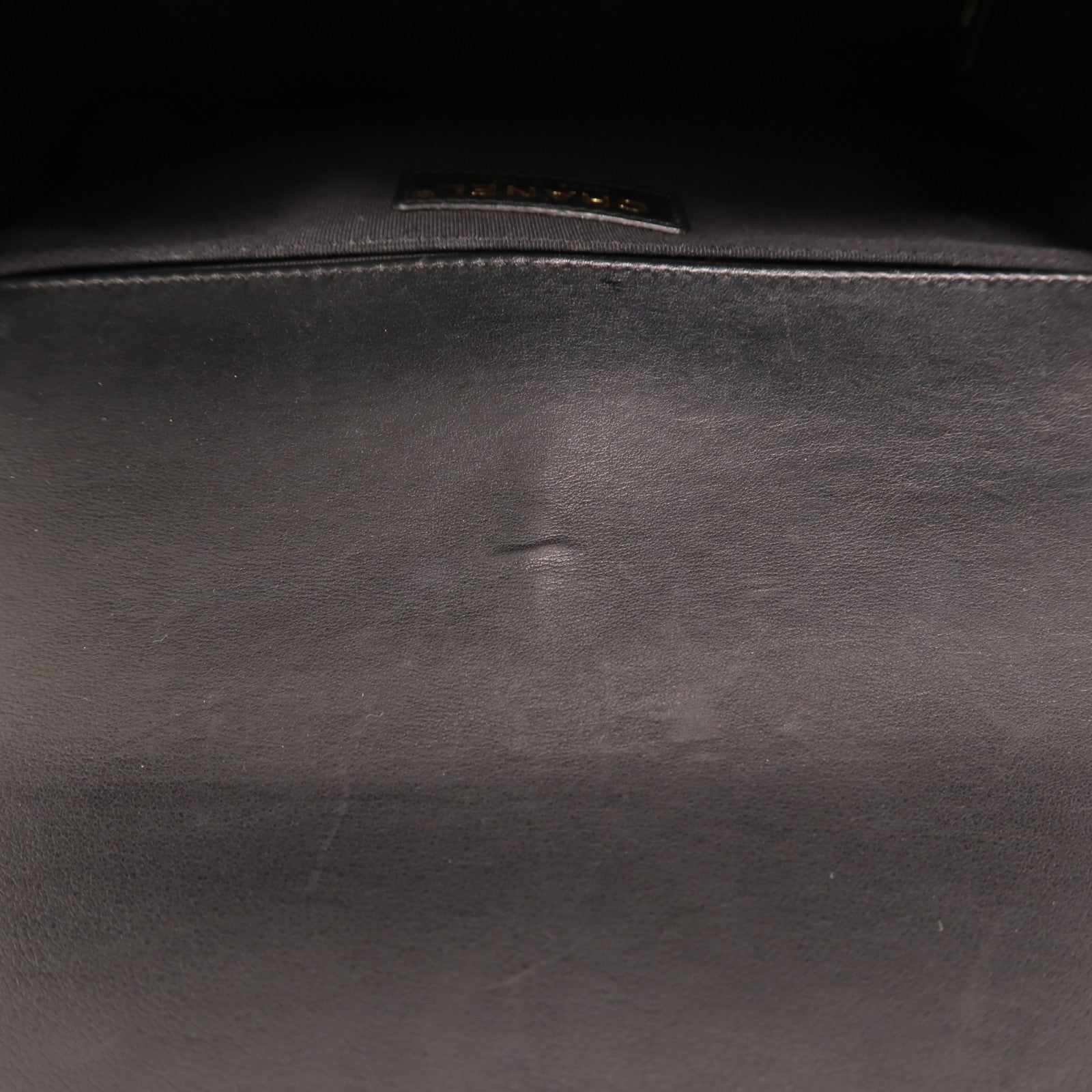 CHANEL 羊皮皮革Boy 25金扣鏈帶肩背袋