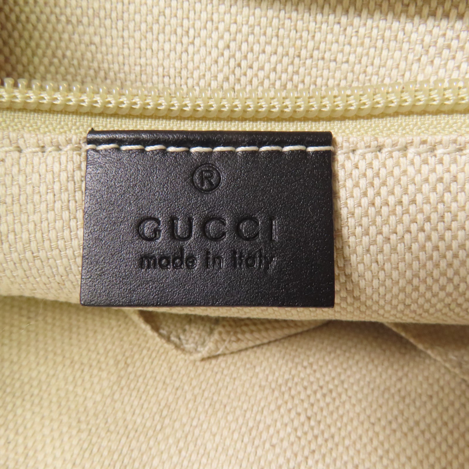 GUCCI 帆布Shoulder Bag銀扣肩背袋