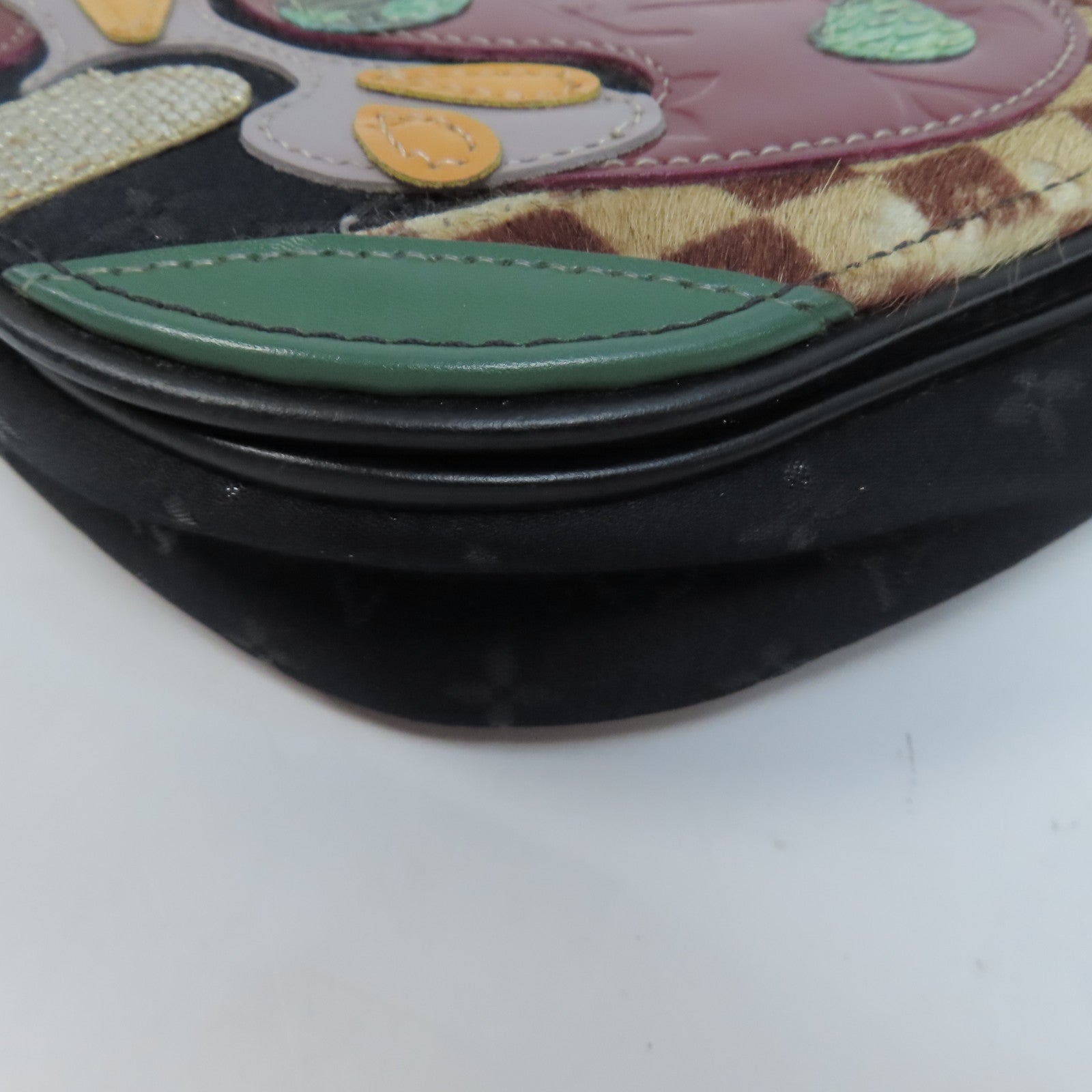 LOUIS VUITTON Monogram Satin Comte De Fe Musette銀扣肩背袋黑色