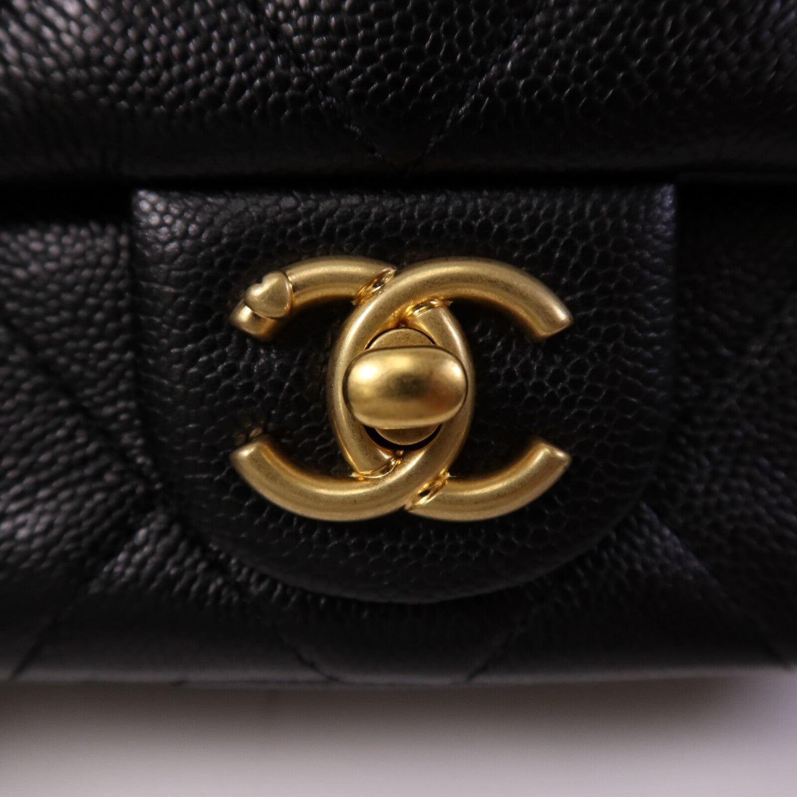 CHANEL 牛皮皮革Mini Flap金扣鏈帶肩背袋