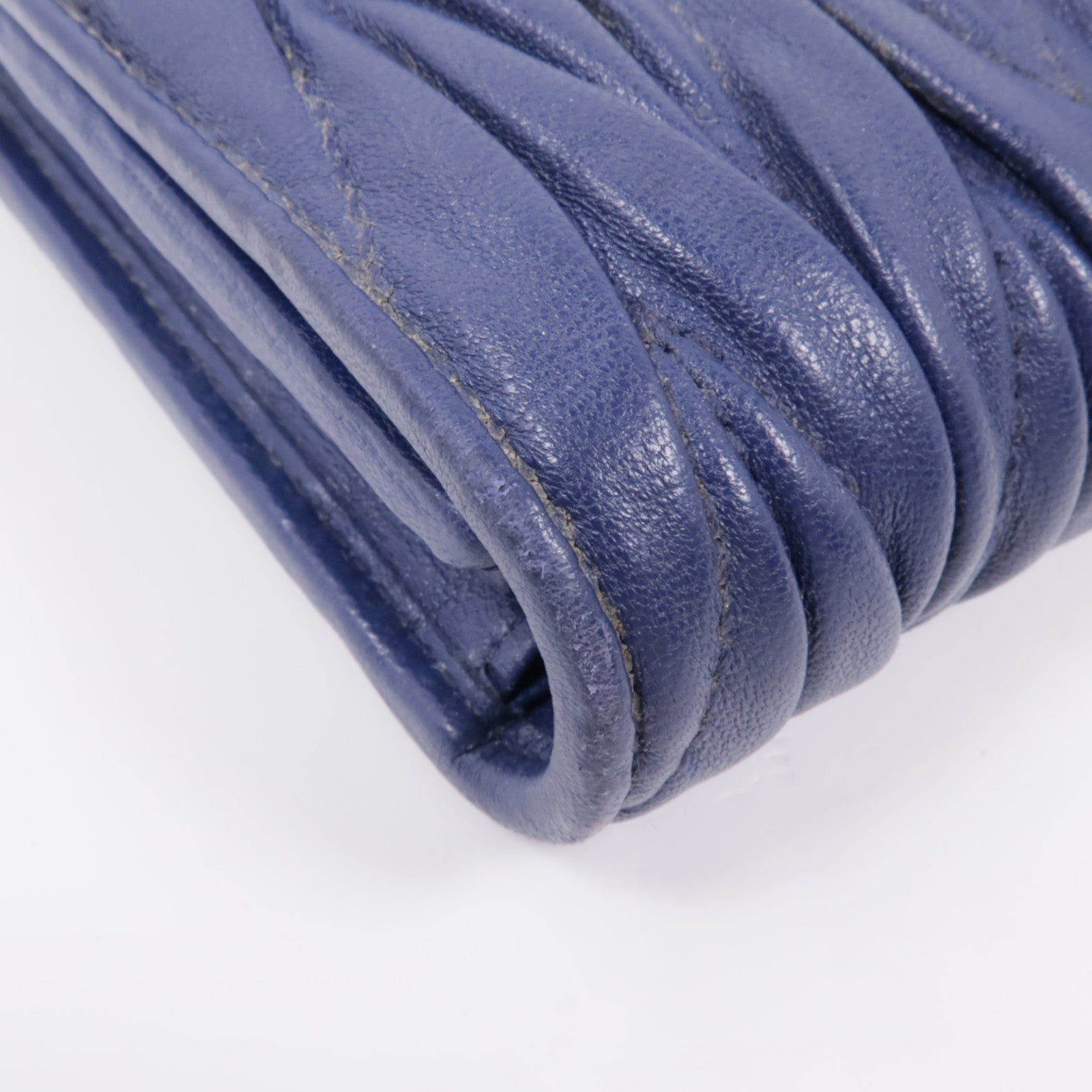 Miu Miu 牛皮皮革Matelasse Long Wallet金扣長錢包