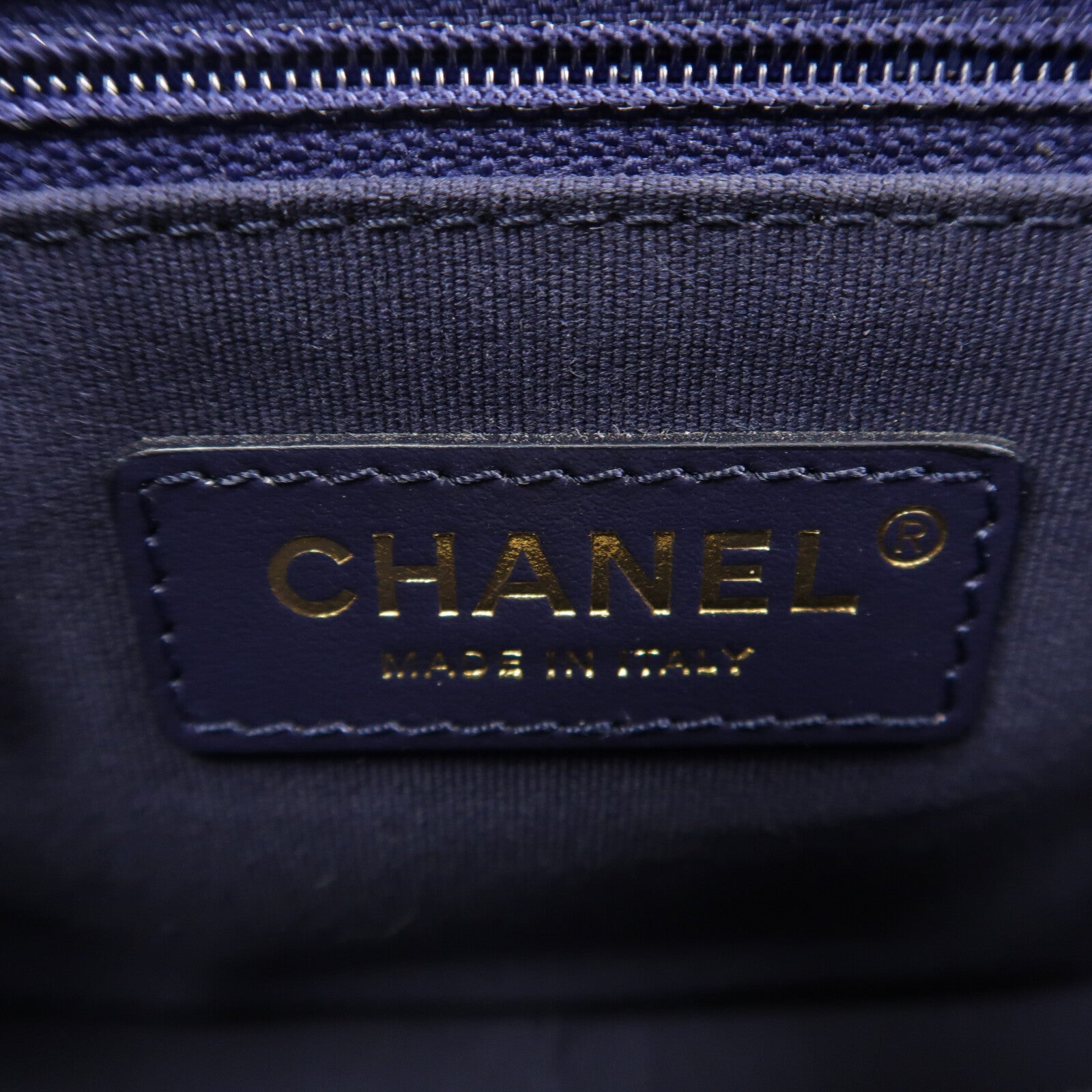 CHANEL 牛皮皮革Chain Shoulder鏈帶肩背袋