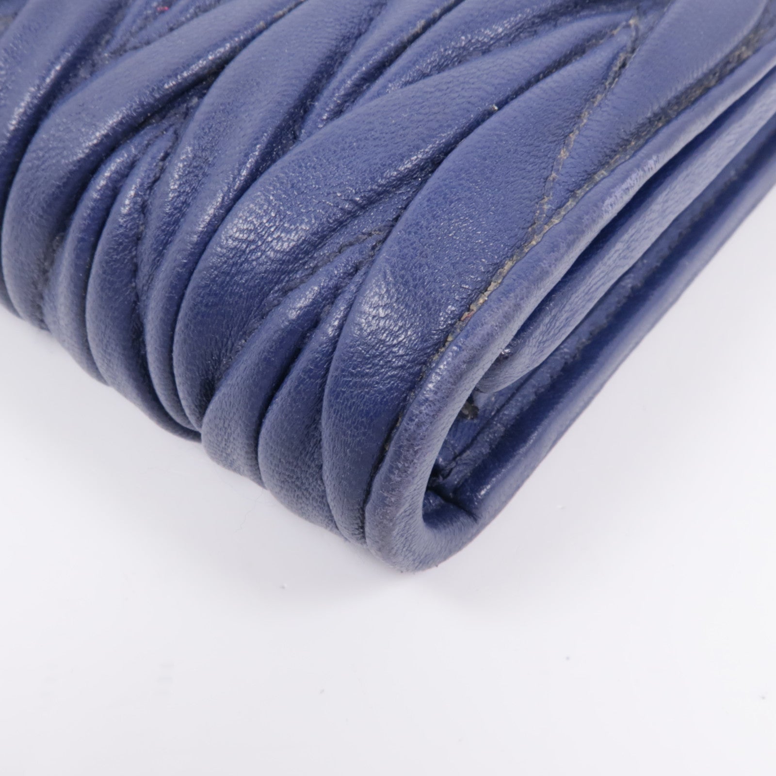 Miu Miu 牛皮皮革Matelasse Long Wallet金扣長錢包