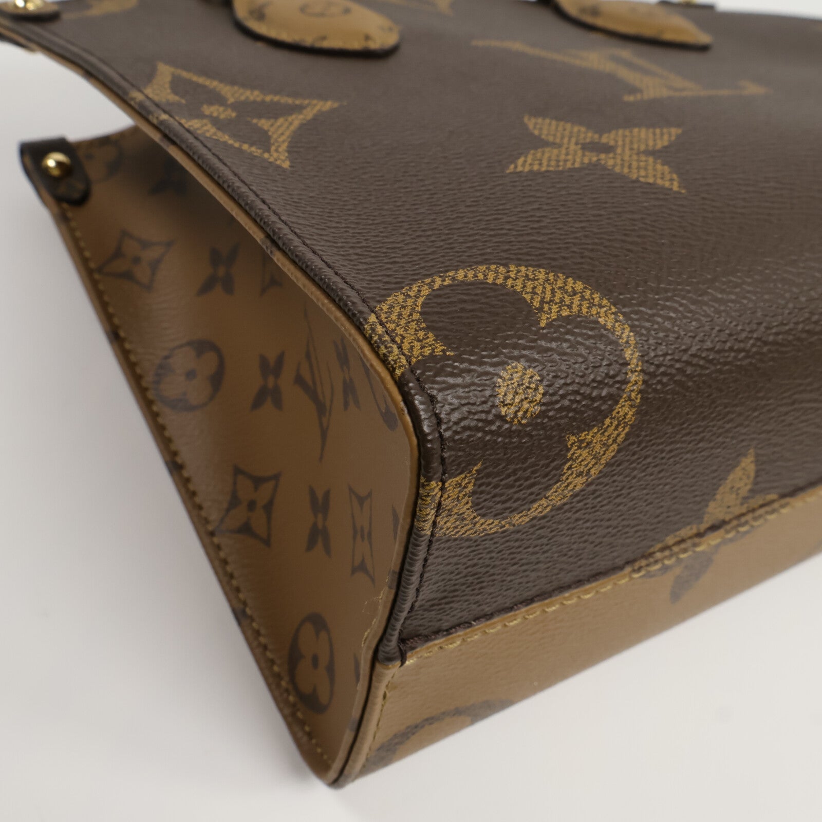 LOUIS VUITTON Monogram Giant OnTheGo PM手挽肩背兩用袋