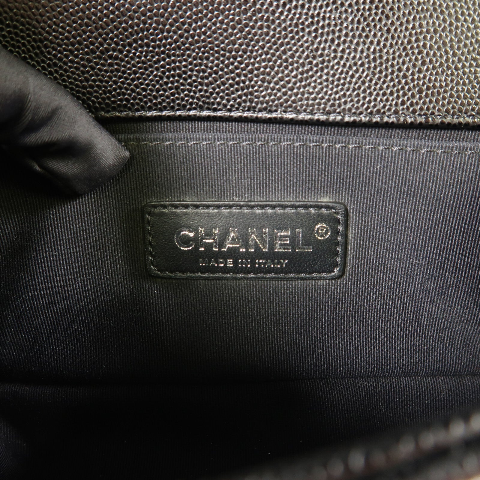 CHANEL 牛皮皮革Boy 20鏈帶肩背袋