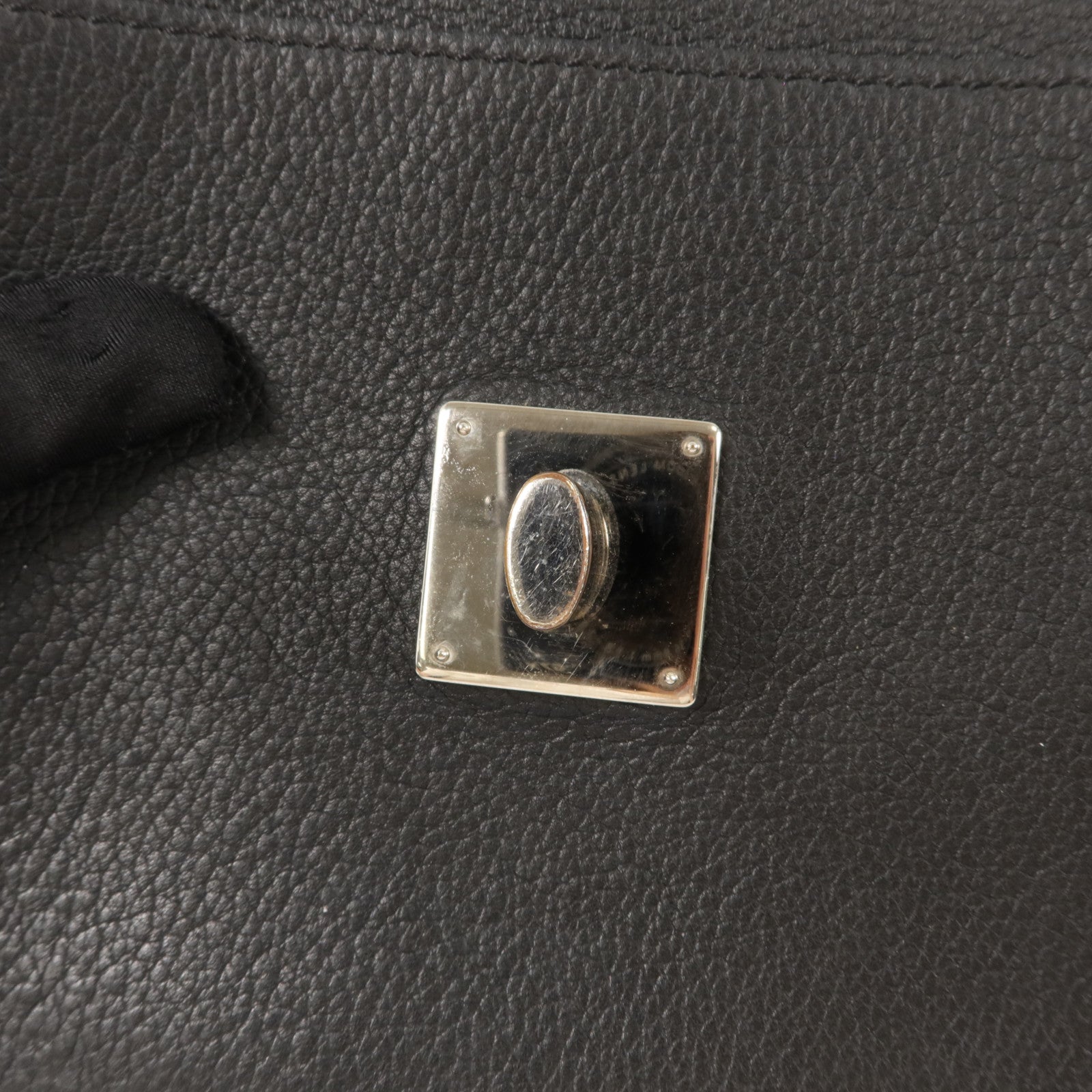 LOUIS VUITTON 牛皮皮革Mylockme銀扣鏈帶肩背袋