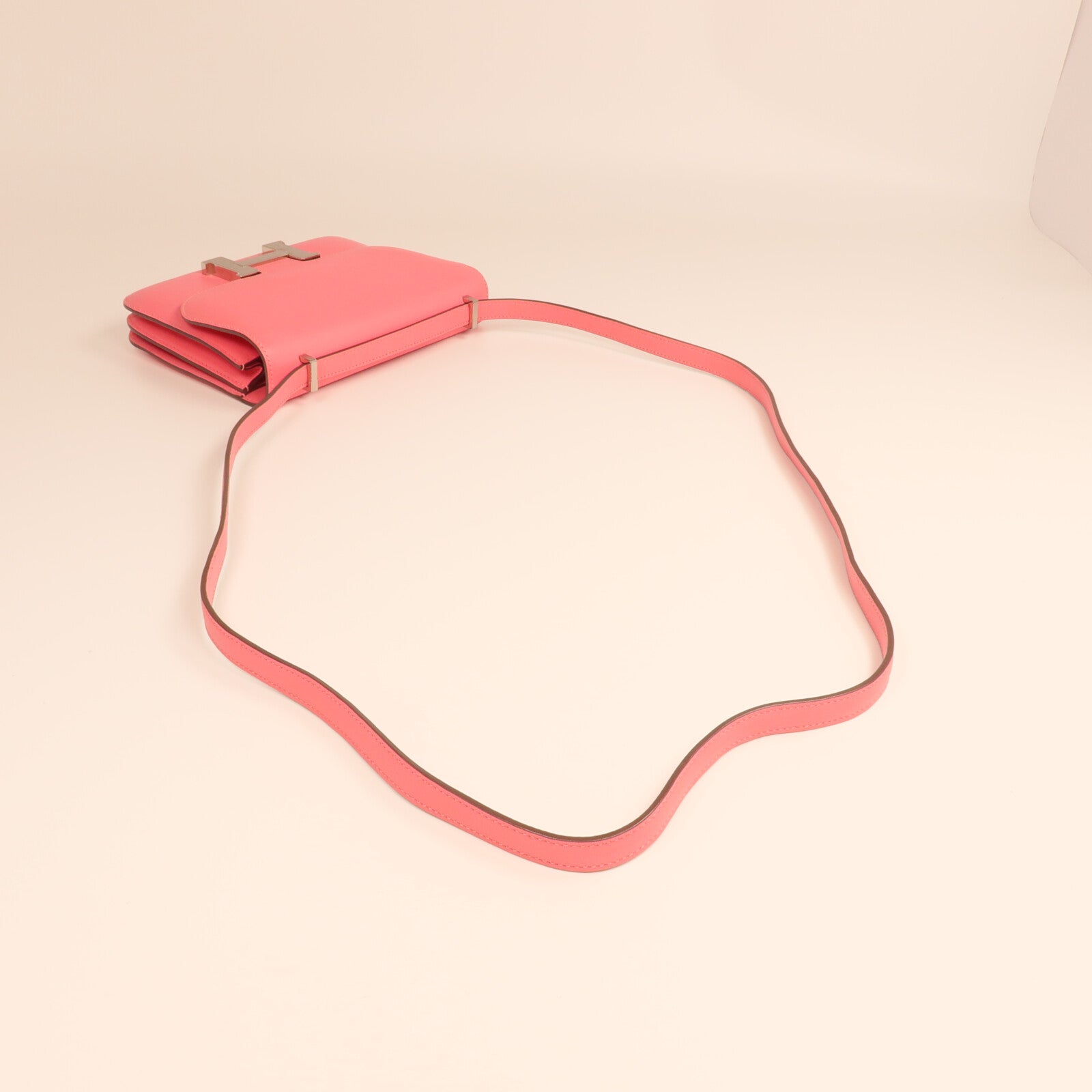 HERMES Swift皮革Mini Constance銀扣手挽肩背兩用袋Rose Azalee