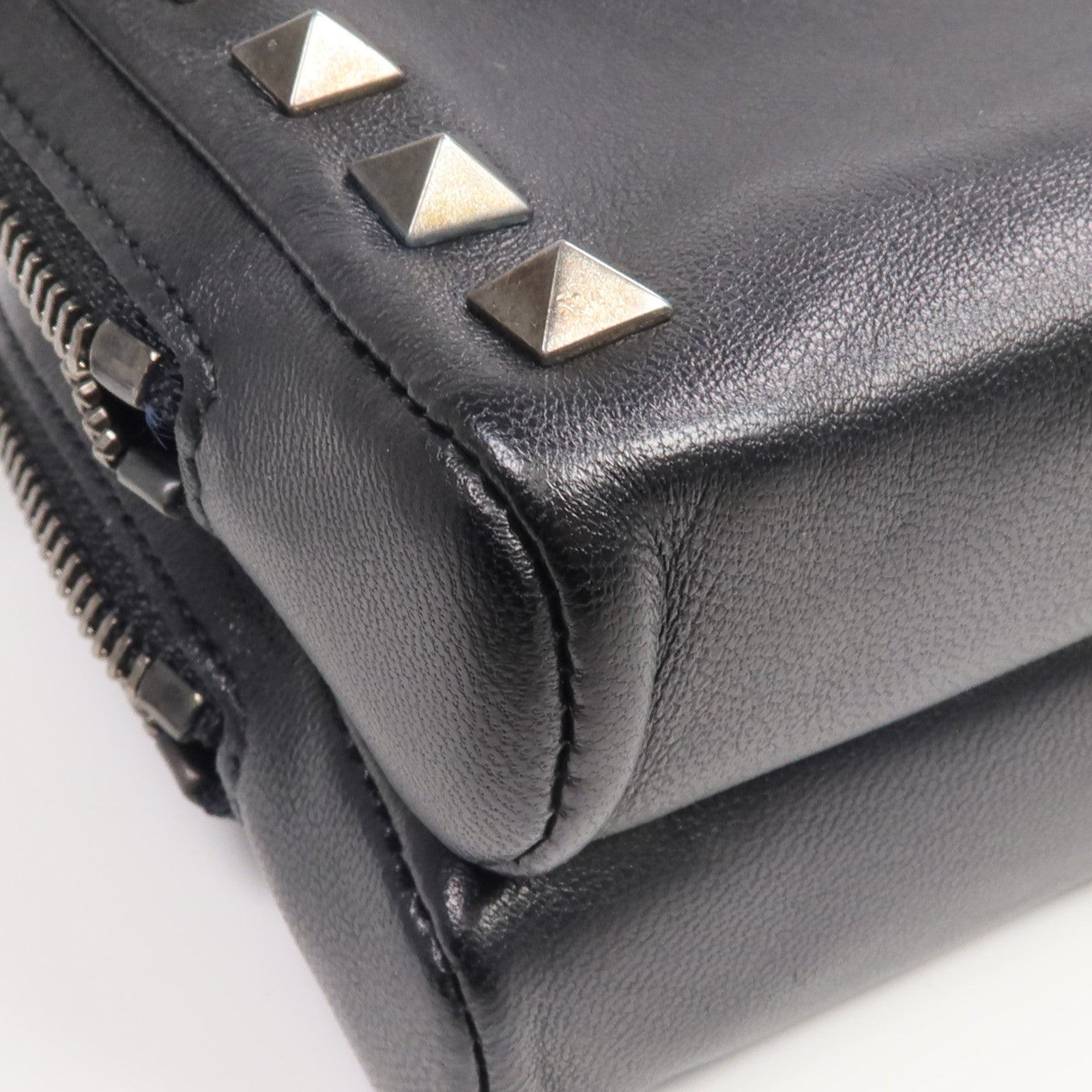 Valentino 羊皮皮革Clutch手拿包