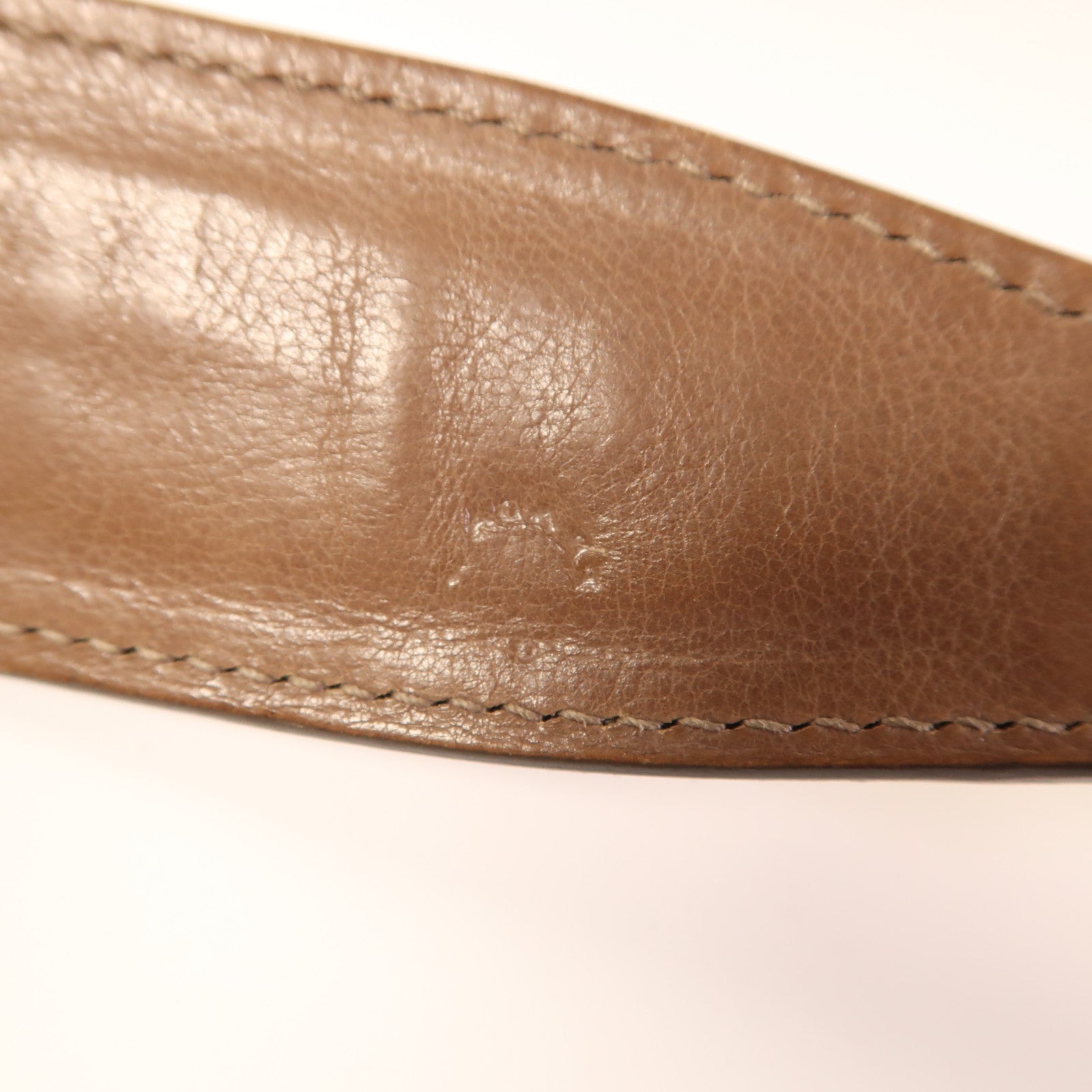 PRADA 牛皮皮革Shoulder Bag金扣肩背袋