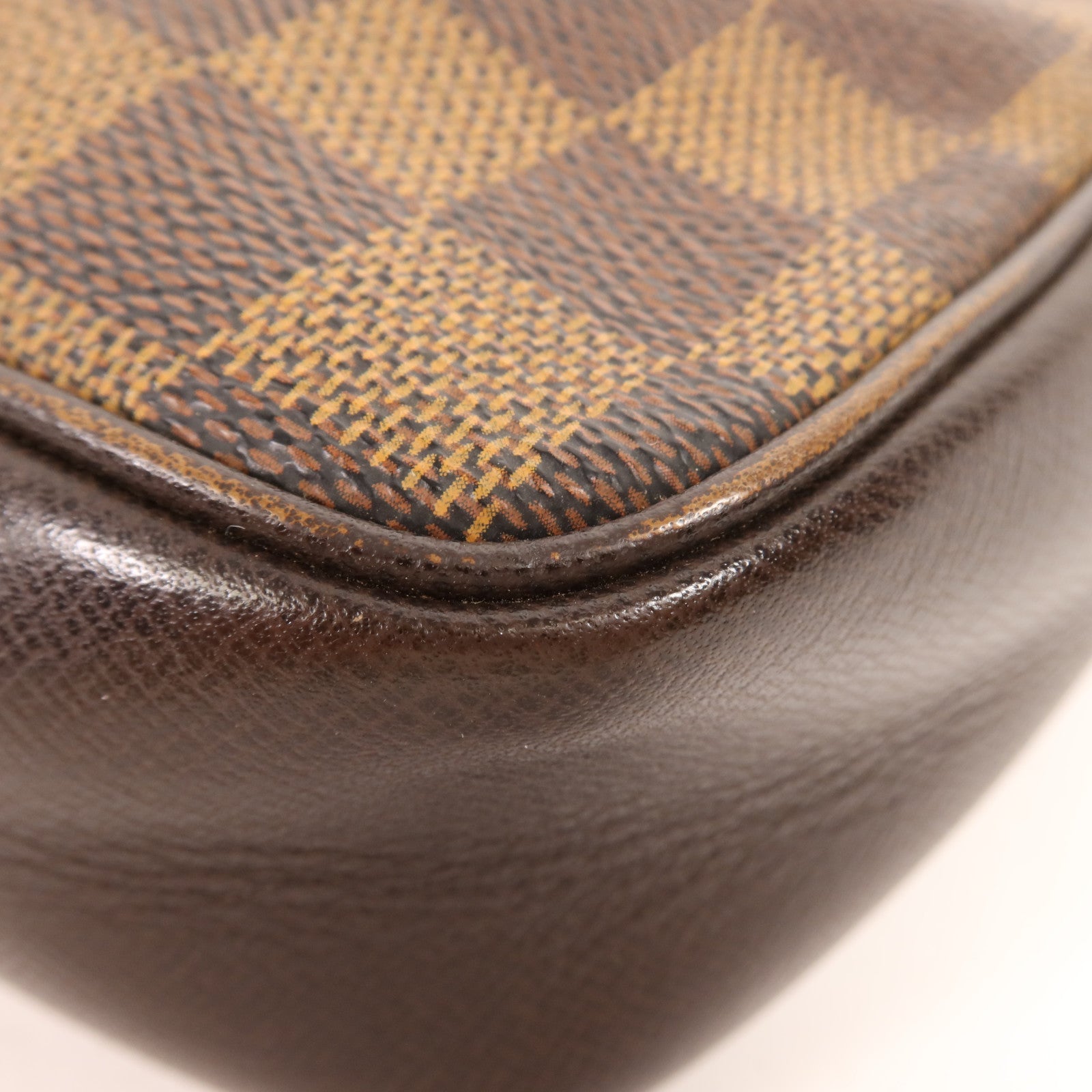 LOUIS VUITTON Damier Trousse Makeup Accessory Pouch金扣手挽袋