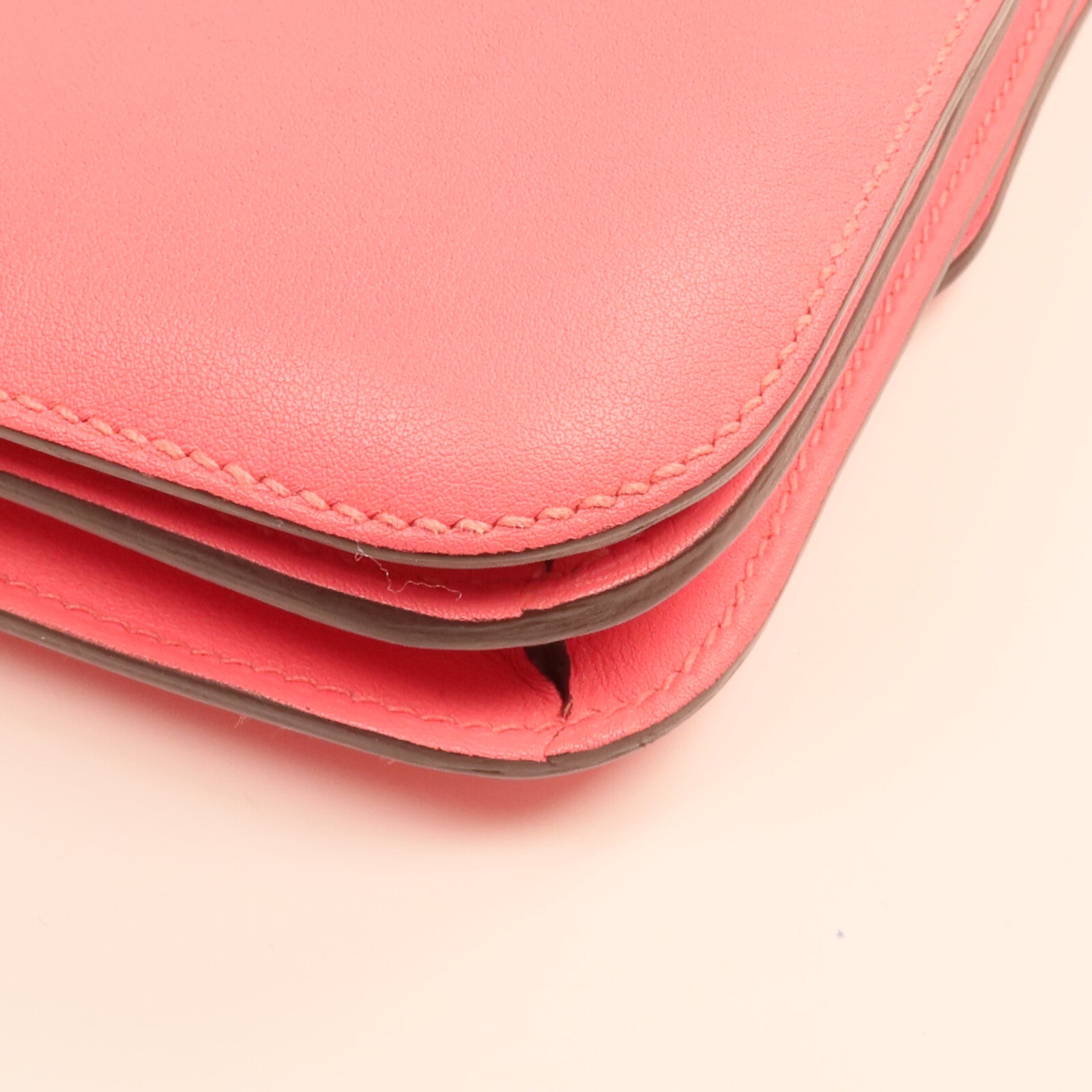 HERMES Swift皮革Mini Constance銀扣手挽肩背兩用袋Rose Azalee