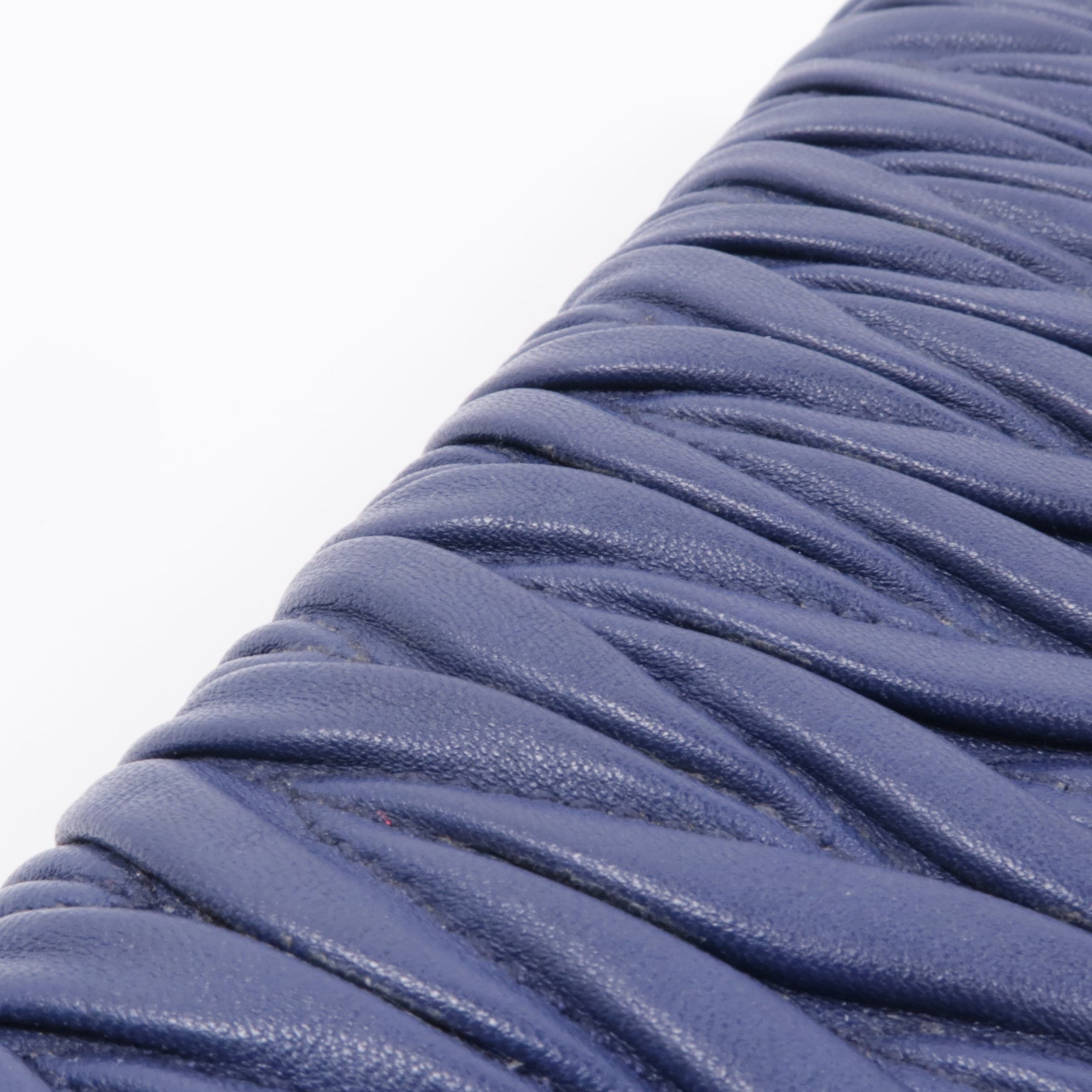 Miu Miu 牛皮皮革Matelasse Long Wallet金扣長錢包