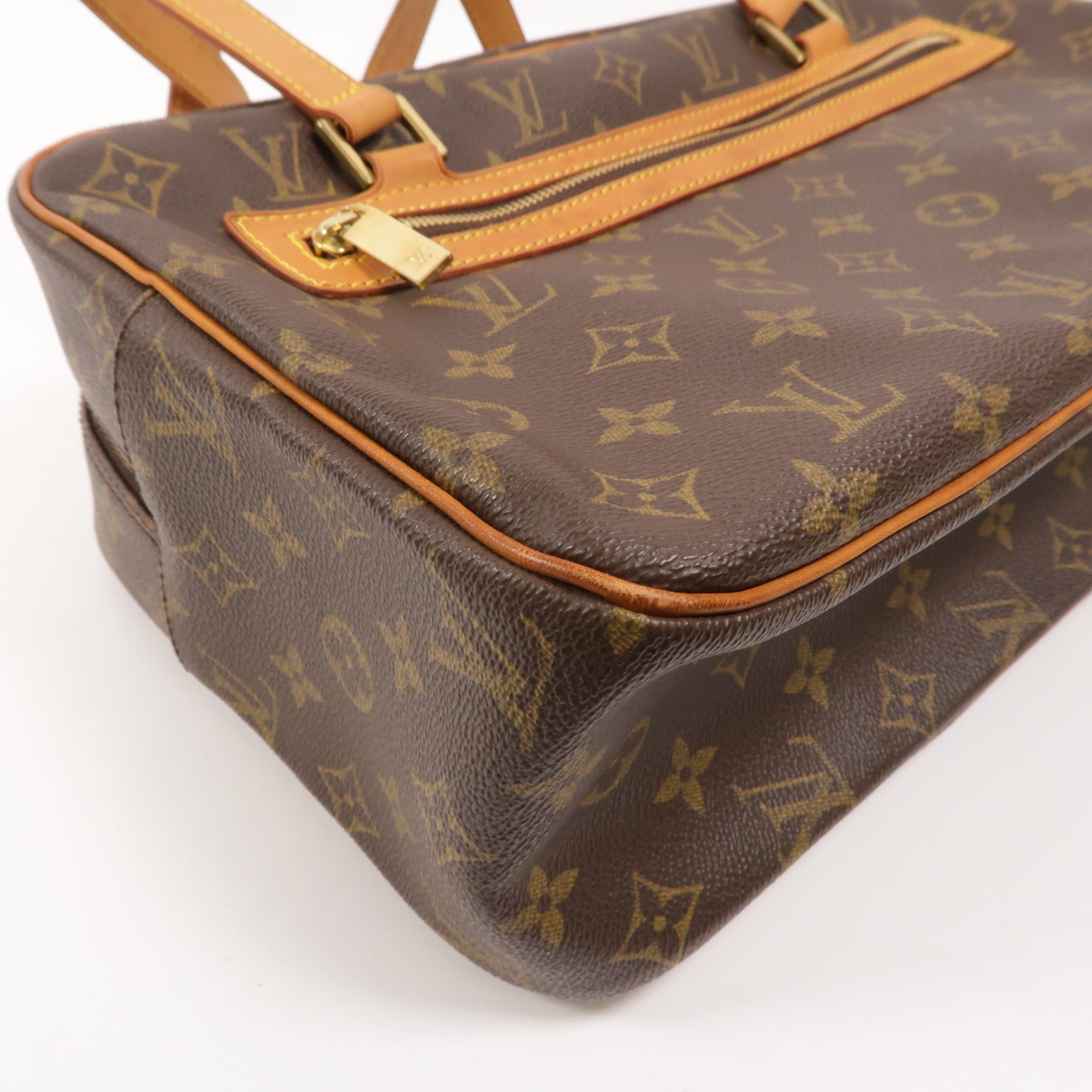 LOUIS VUITTON Monogram Cite GM肩背袋