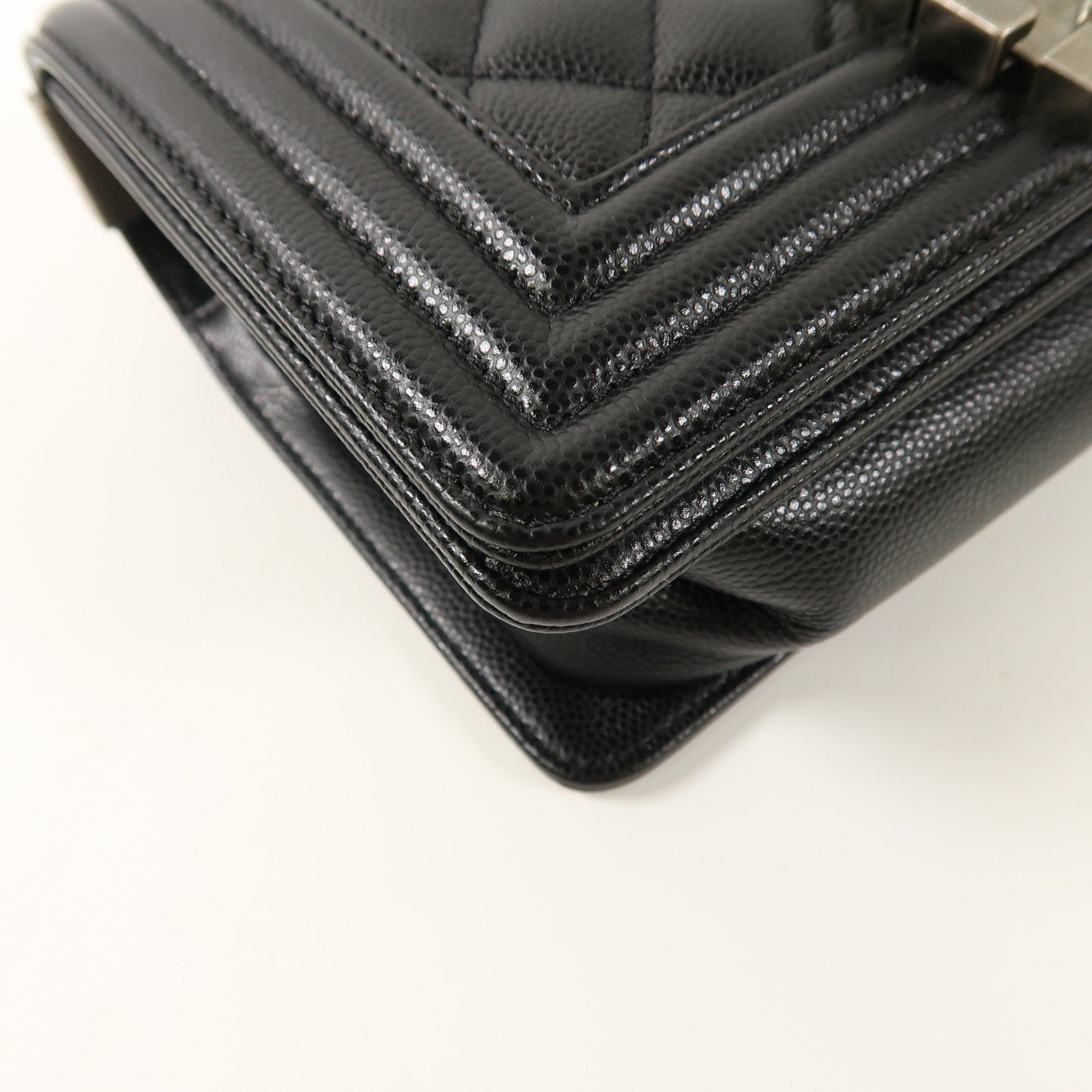 CHANEL 牛皮皮革Boy 20鏈帶肩背袋