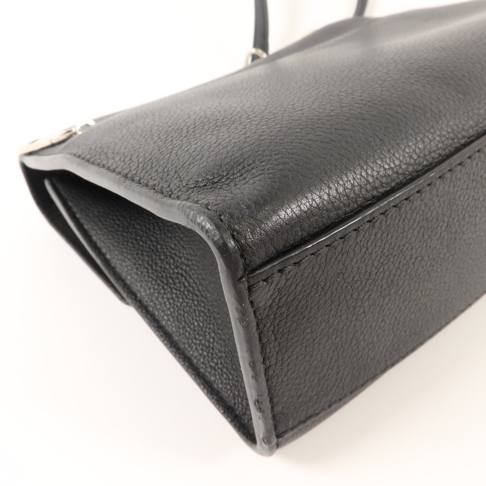 LOUIS VUITTON 牛皮皮革Mylockme銀扣鏈帶肩背袋