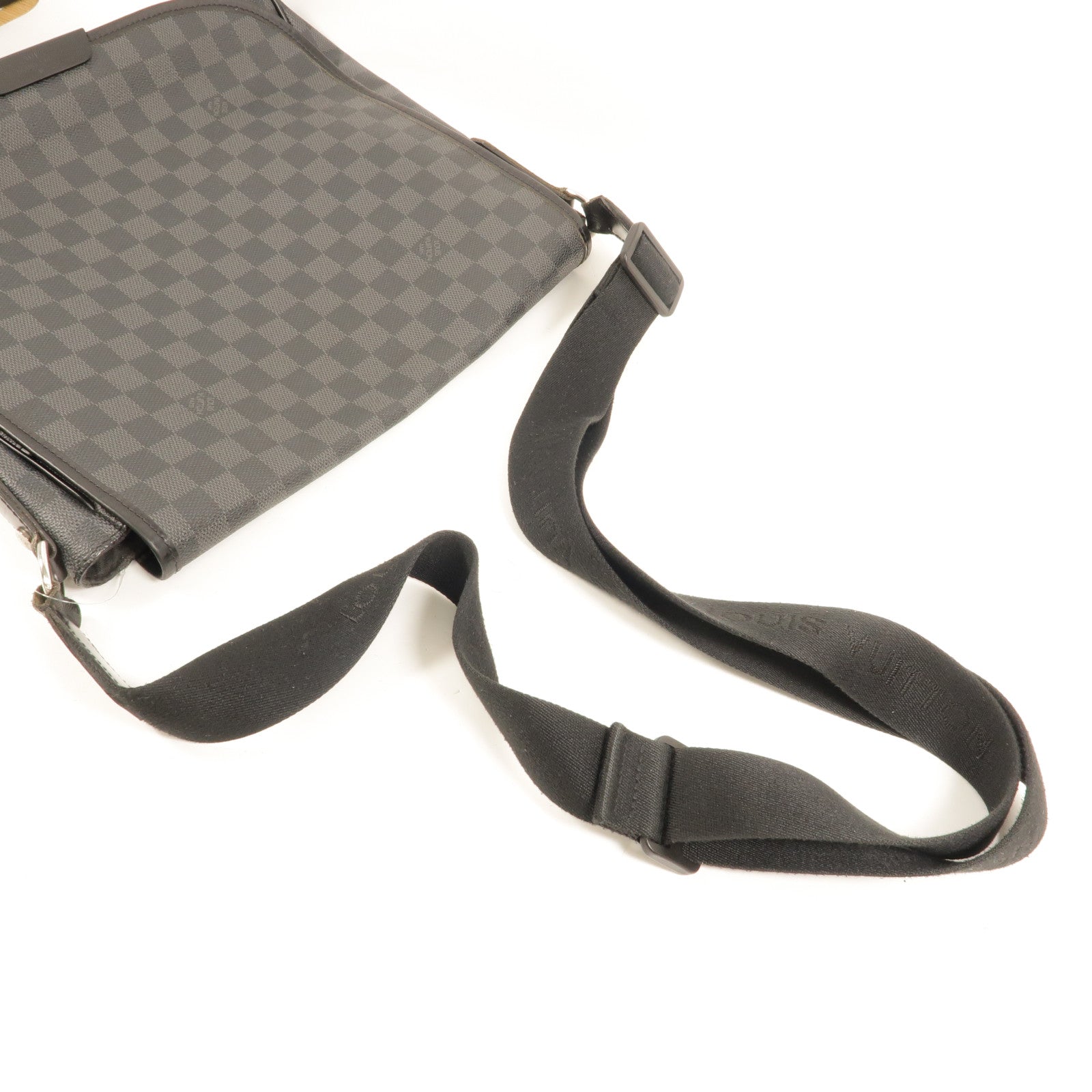 LOUIS VUITTON Damier Graghite Daniel MM肩背袋