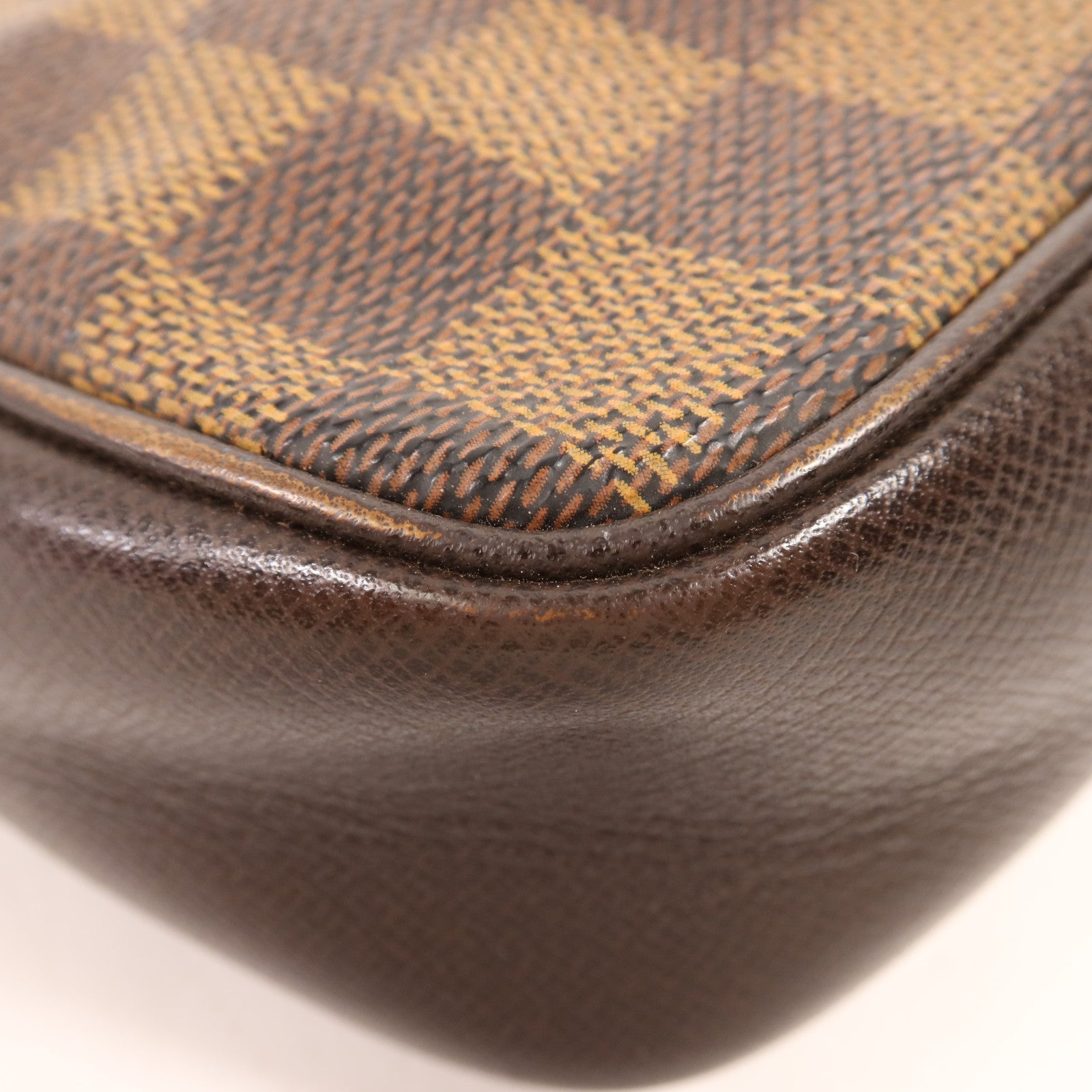 LOUIS VUITTON Damier Trousse Makeup Accessory Pouch金扣手挽袋