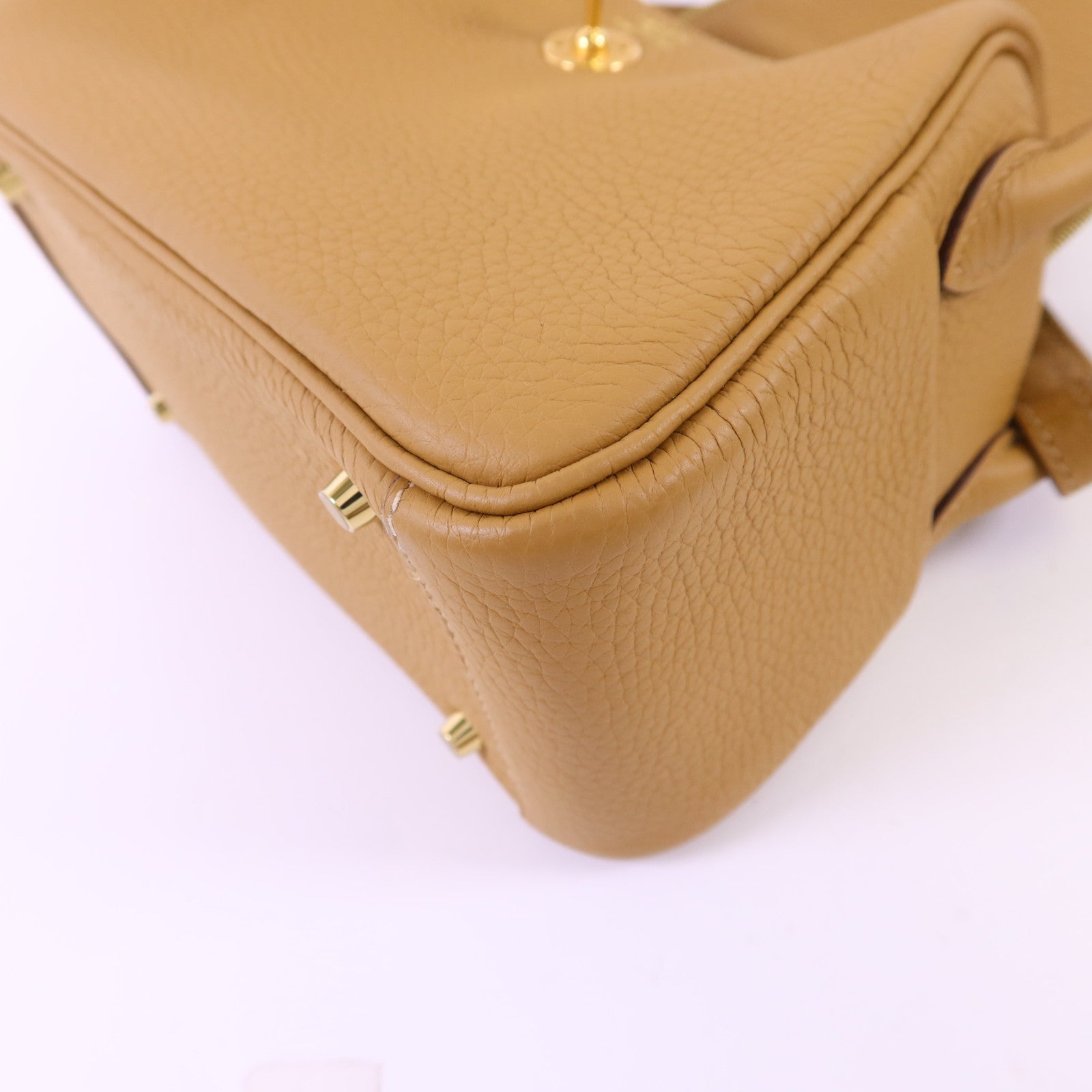 HERMES Clemence皮革Mini Lindy金扣手挽肩背兩用袋Biscuit