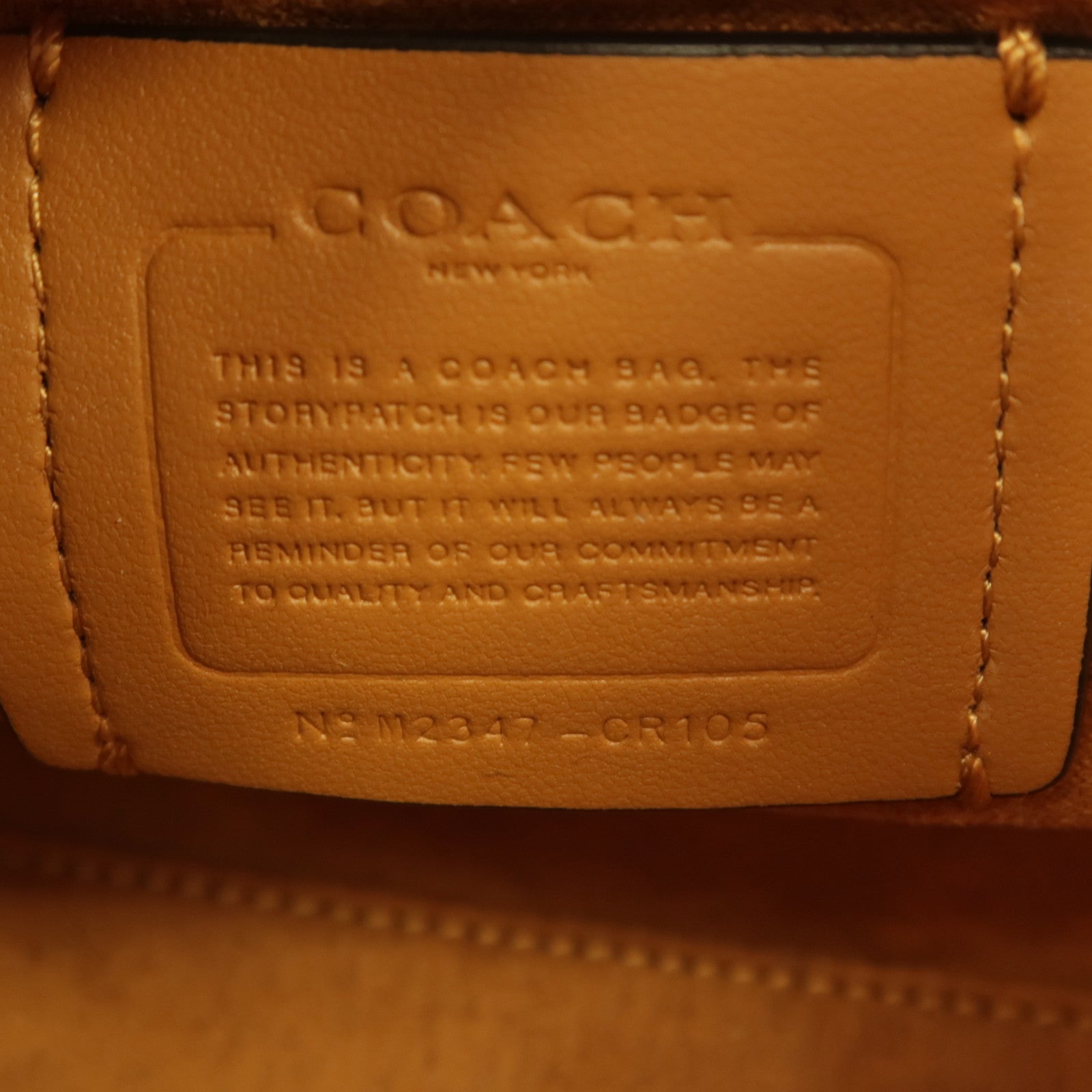 COACH 皮革Tote Bag銀扣手挽袋