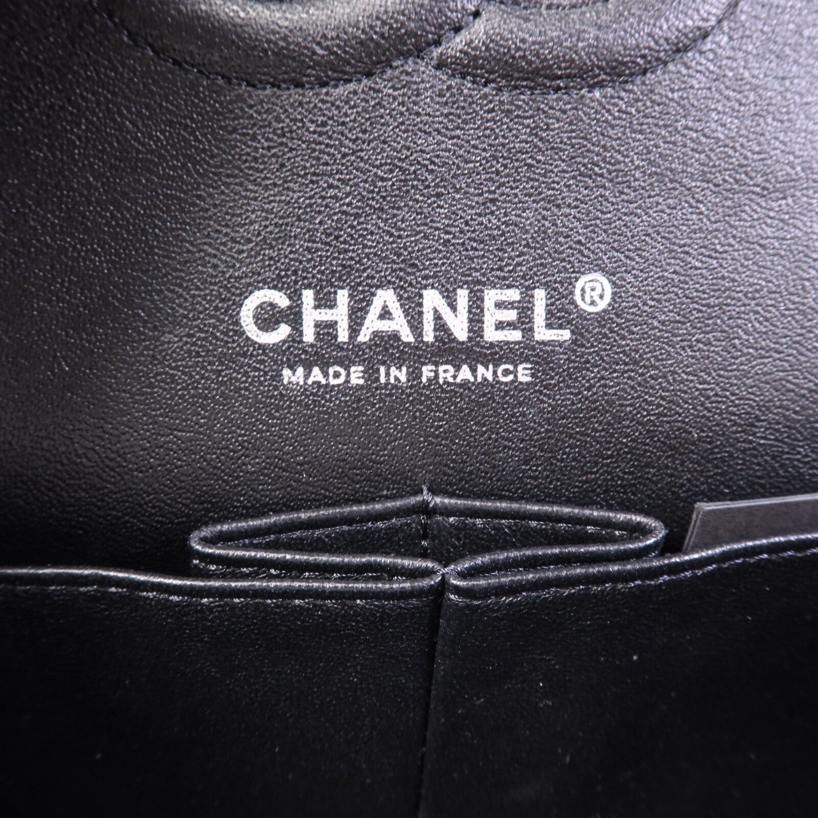 CHANEL 漆皮皮革Classic 25銀扣鏈帶肩背袋