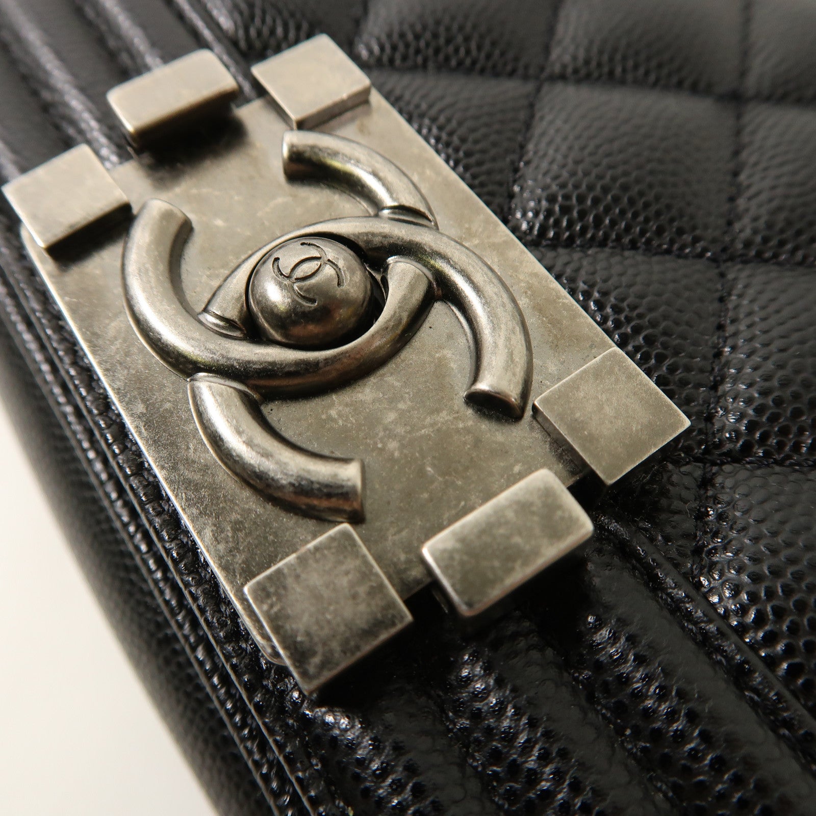 CHANEL 牛皮皮革Boy 20鏈帶肩背袋