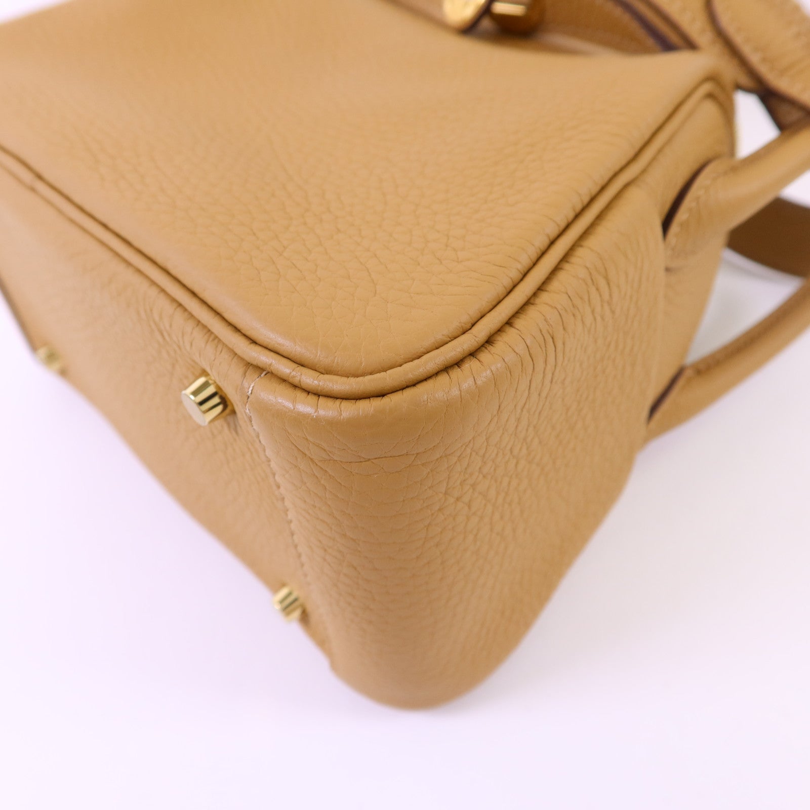 HERMES Clemence皮革Mini Lindy金扣手挽肩背兩用袋Biscuit