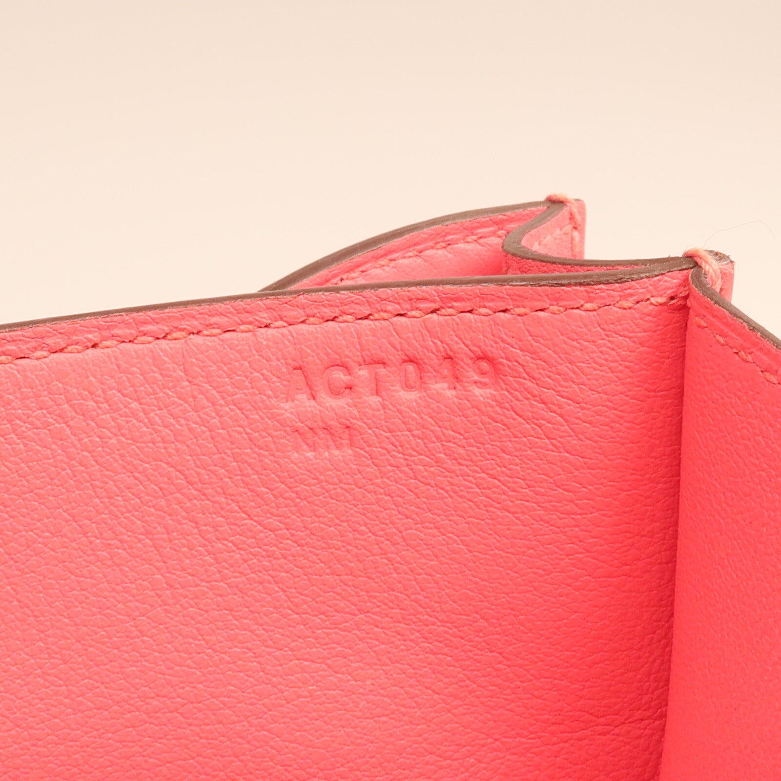 HERMES Swift皮革Mini Constance銀扣手挽肩背兩用袋Rose Azalee