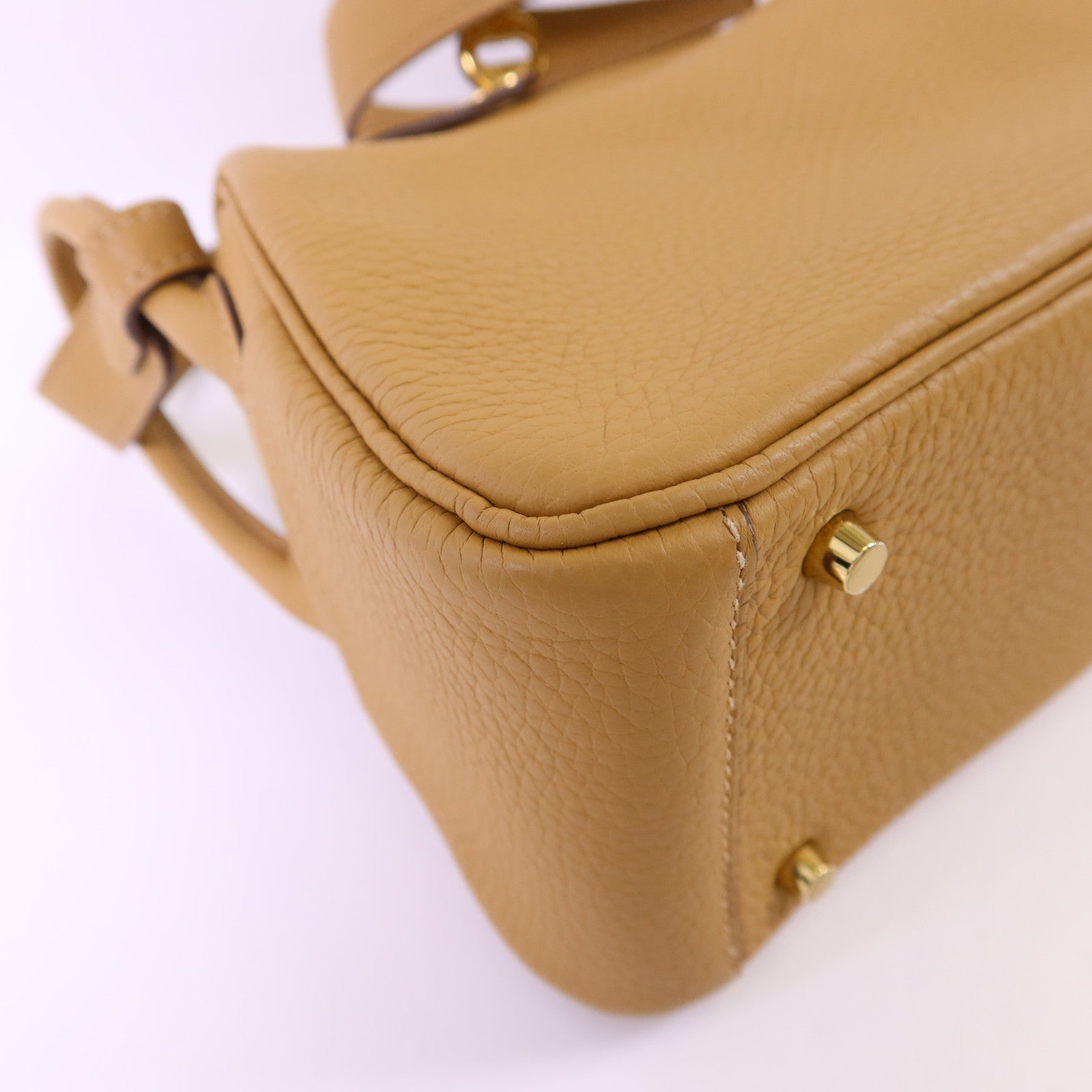 HERMES Clemence皮革Mini Lindy金扣手挽肩背兩用袋Biscuit