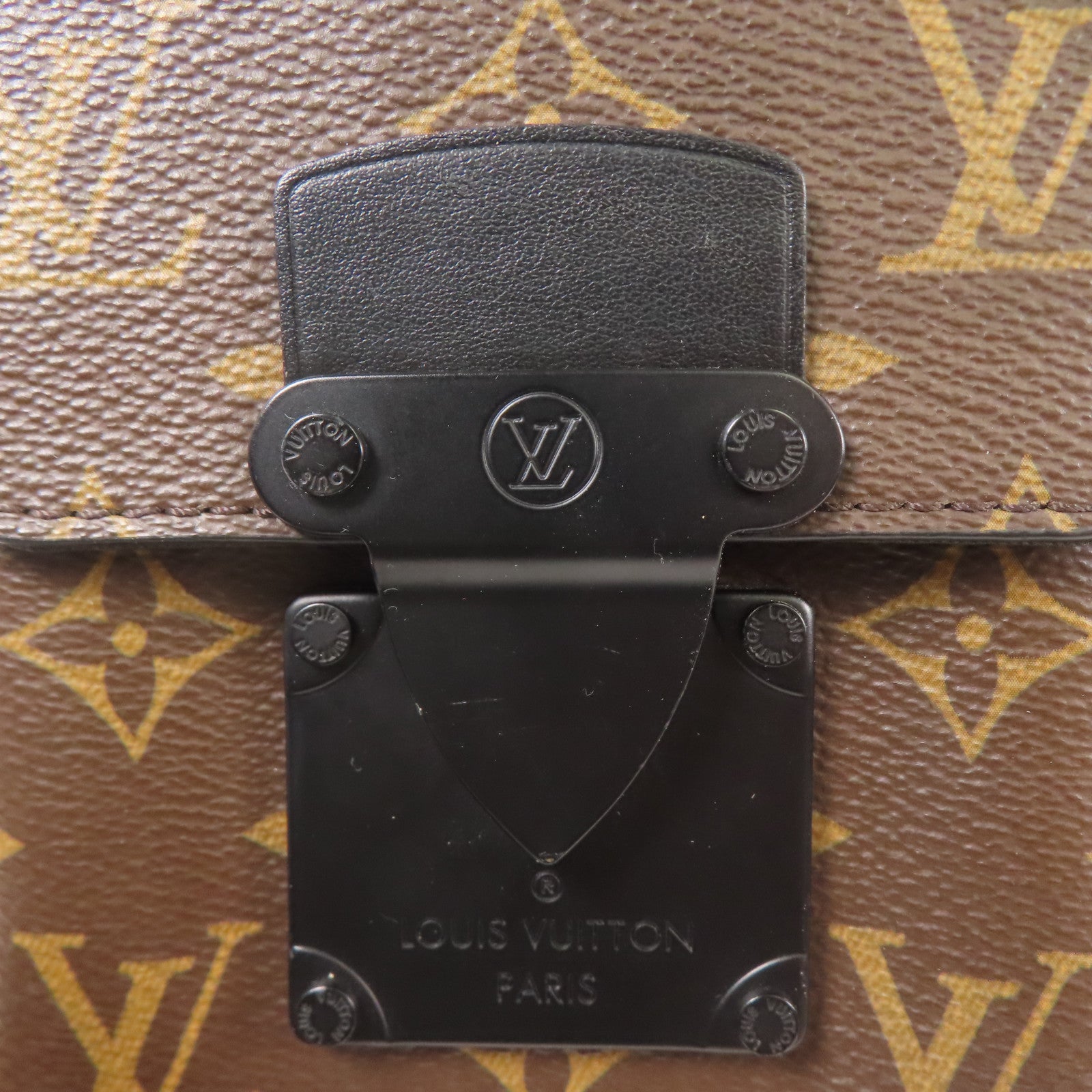 LOUIS VUITTON Monogram Macassar S-Lock Vertical Wearable肩背袋