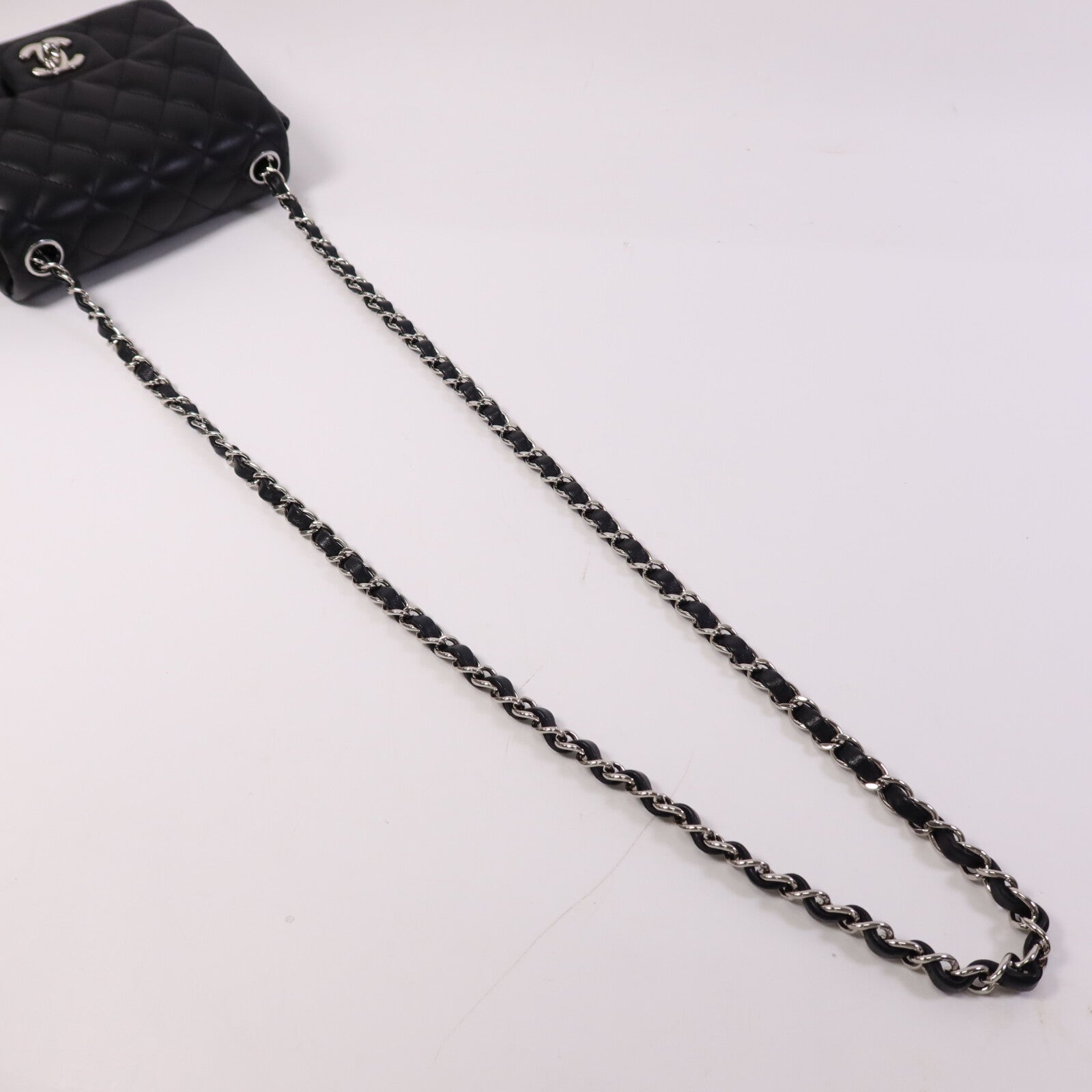 CHANEL 羊皮皮革Classic 17銀扣鏈帶肩背袋