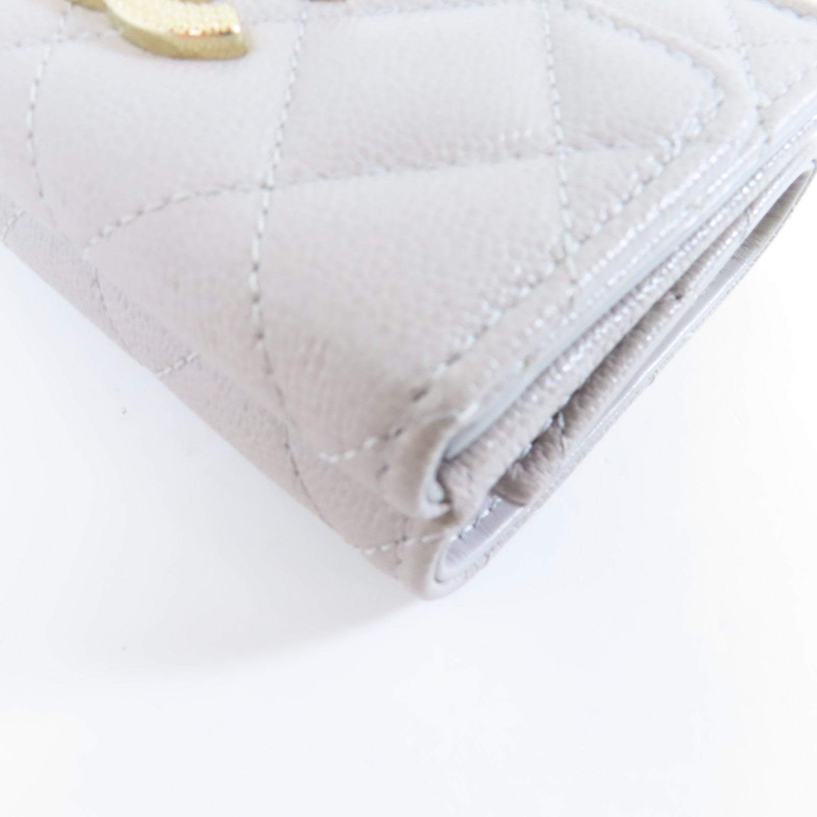 CHANEL 菱格Caviar皮革Wallet金扣錢包灰色