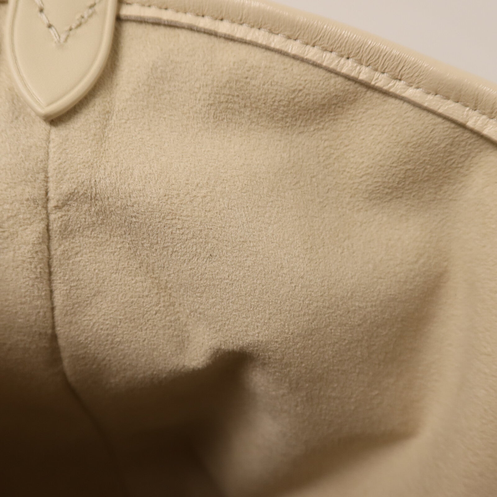 LOUIS VUITTON 羊皮皮革/Monogram CarryAll Cargo Vibe PM銀扣鏈帶手挽肩背兩用袋