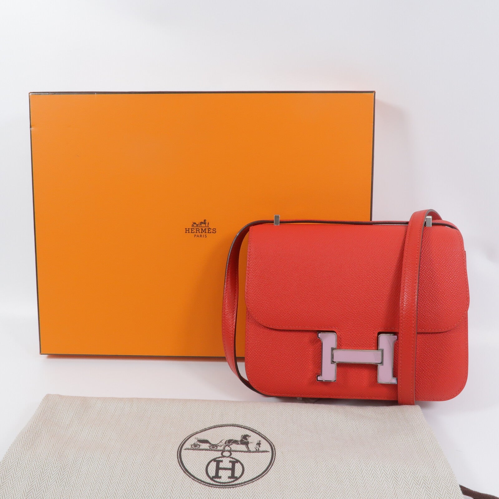HERMES Epsom皮革Constance Mini肩背袋Rouge Tomate