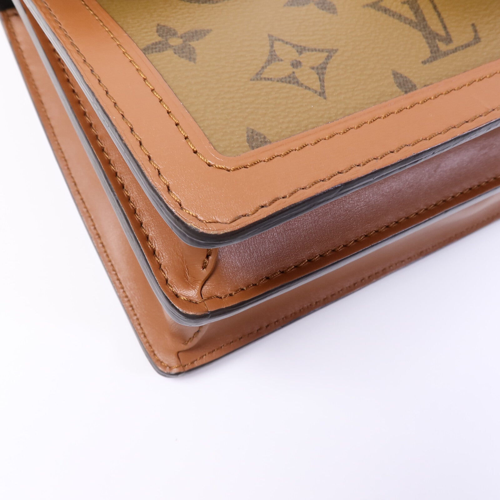LOUIS VUITTON Monogram Reverse Dauphine MM肩背袋