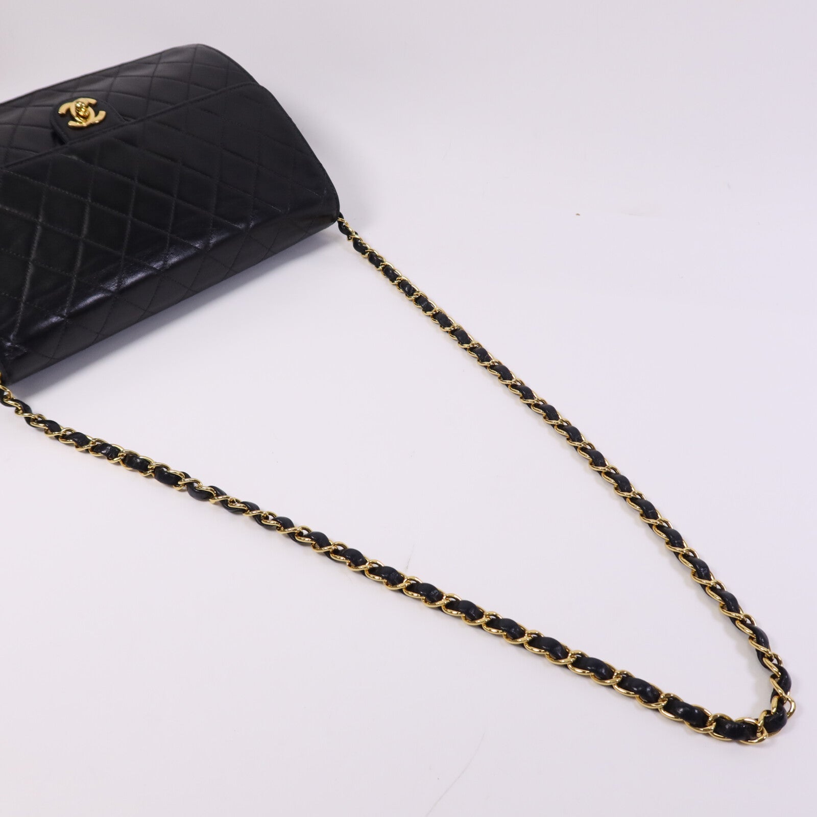 CHANEL 羊皮皮革Vintage Chain Shoulder Bag金扣鏈帶肩背袋