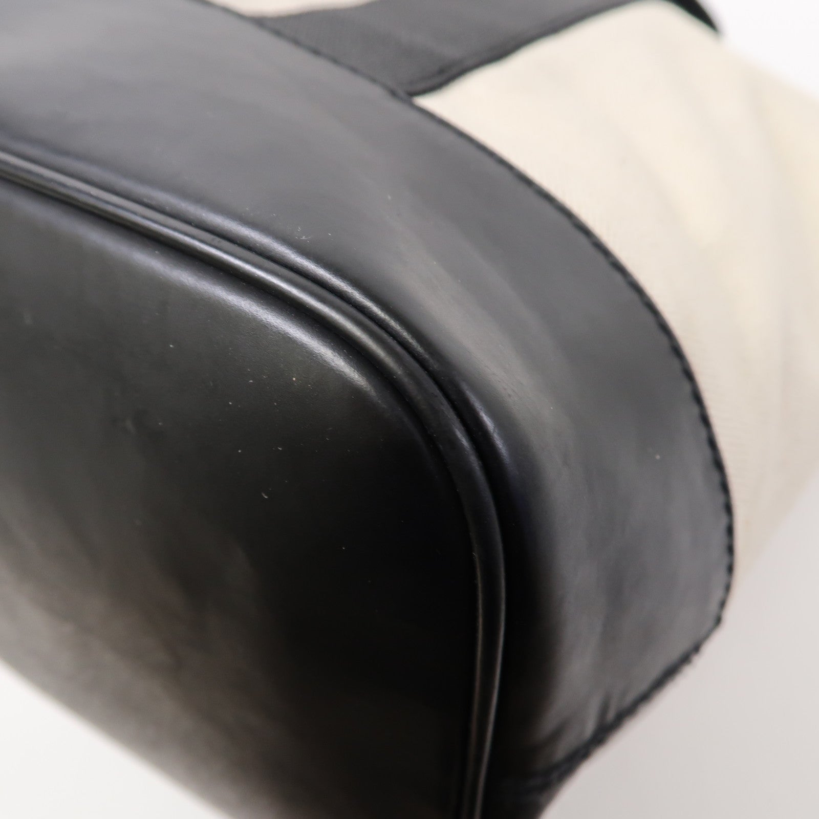 BALENCIAGA 帆布Shoulder Bag銀扣肩背袋白色/黑色