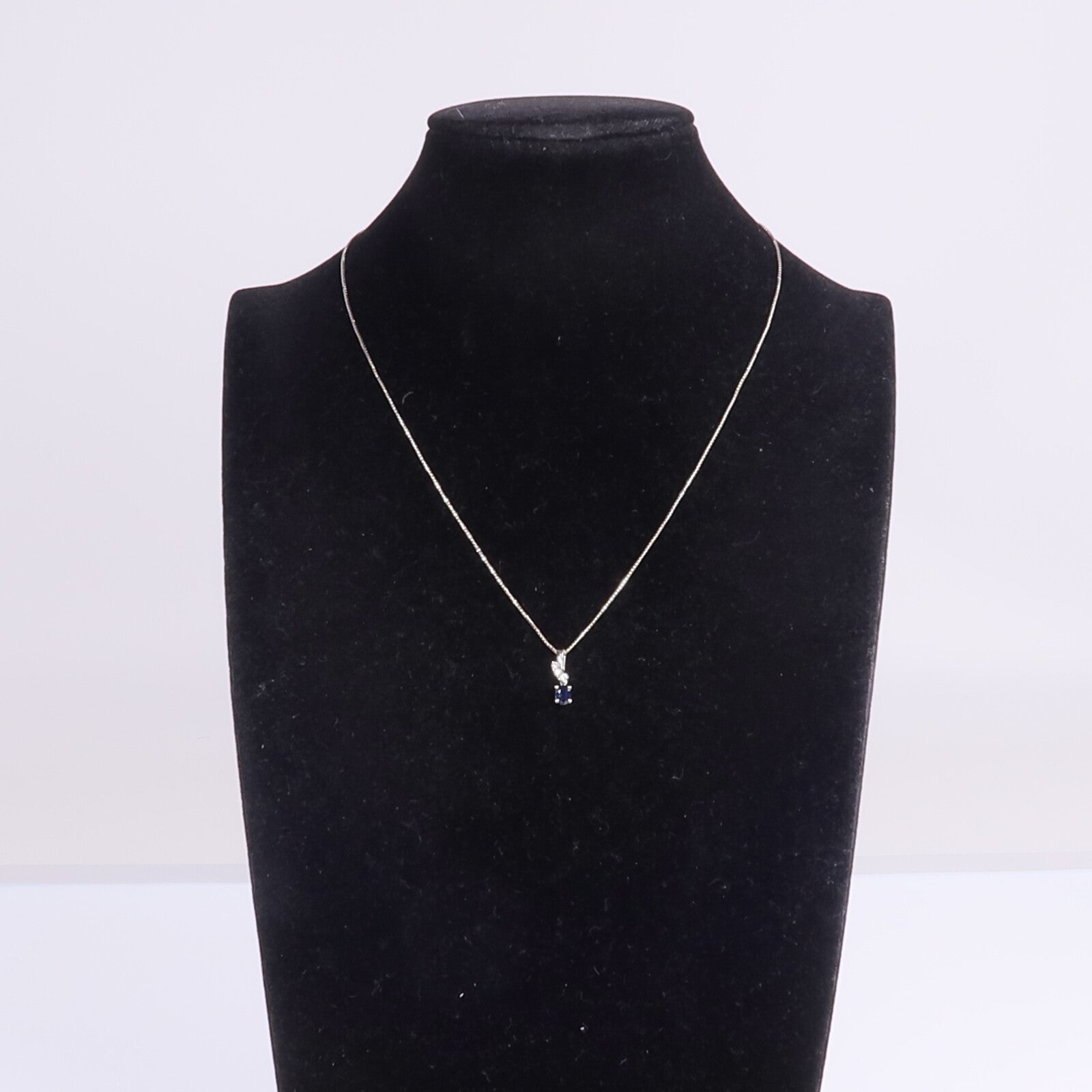 JEWELRY 【激減優惠】18K白金Sapphire Diamond Necklace藍寶石/鑽石項鍊