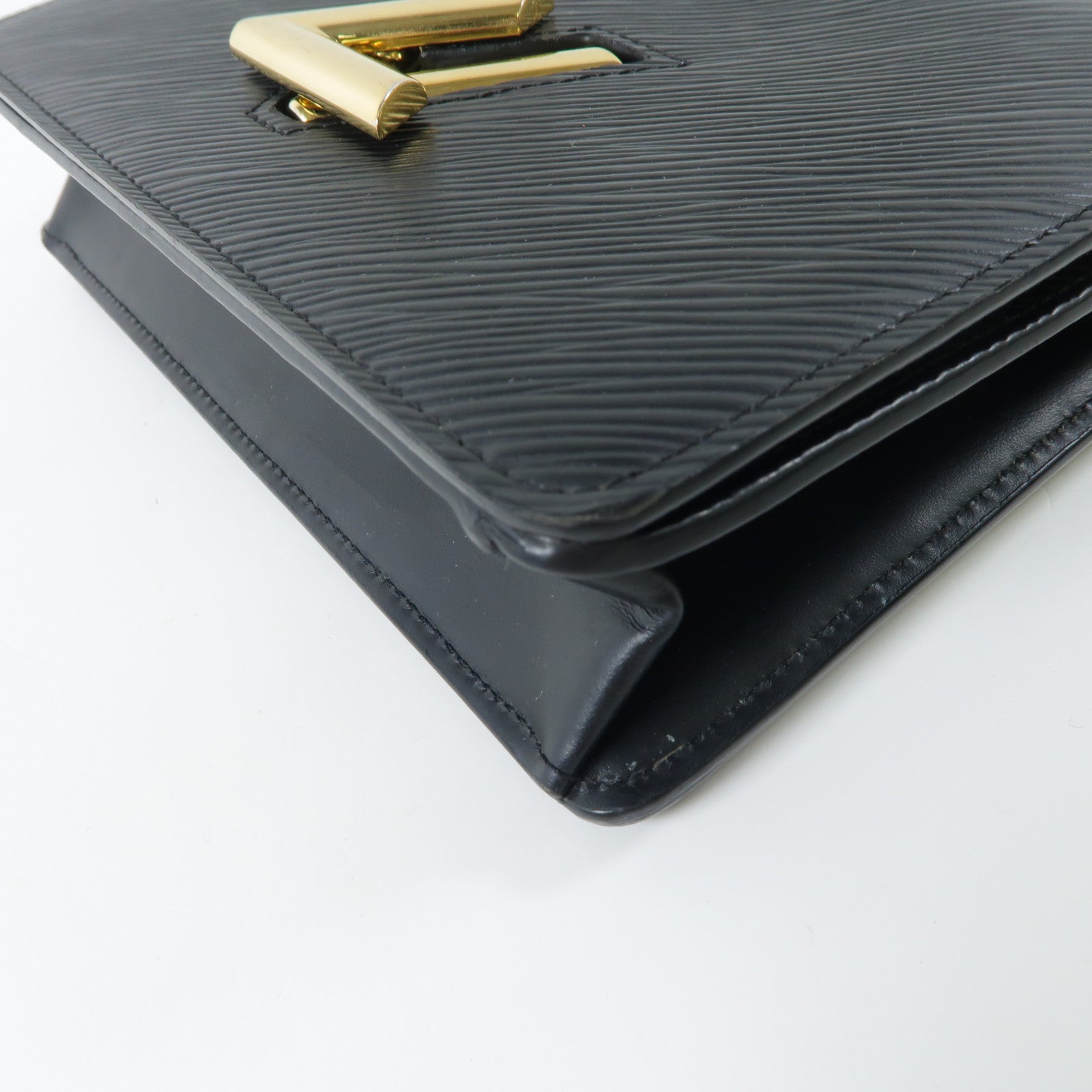 LOUIS VUITTON Epi Twist Shoulder Bag金扣鏈帶肩背袋