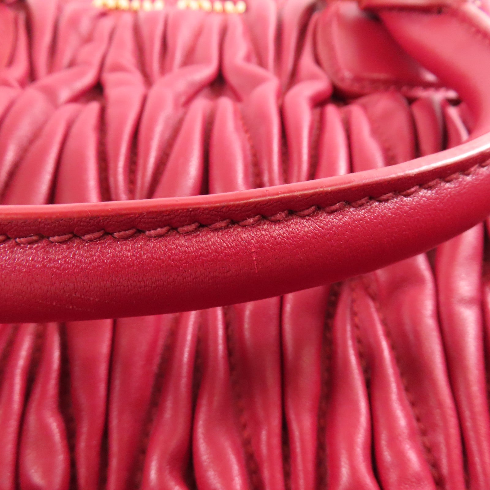 Miu Miu 皮革2 Way Shoulder金扣手挽肩背兩用袋